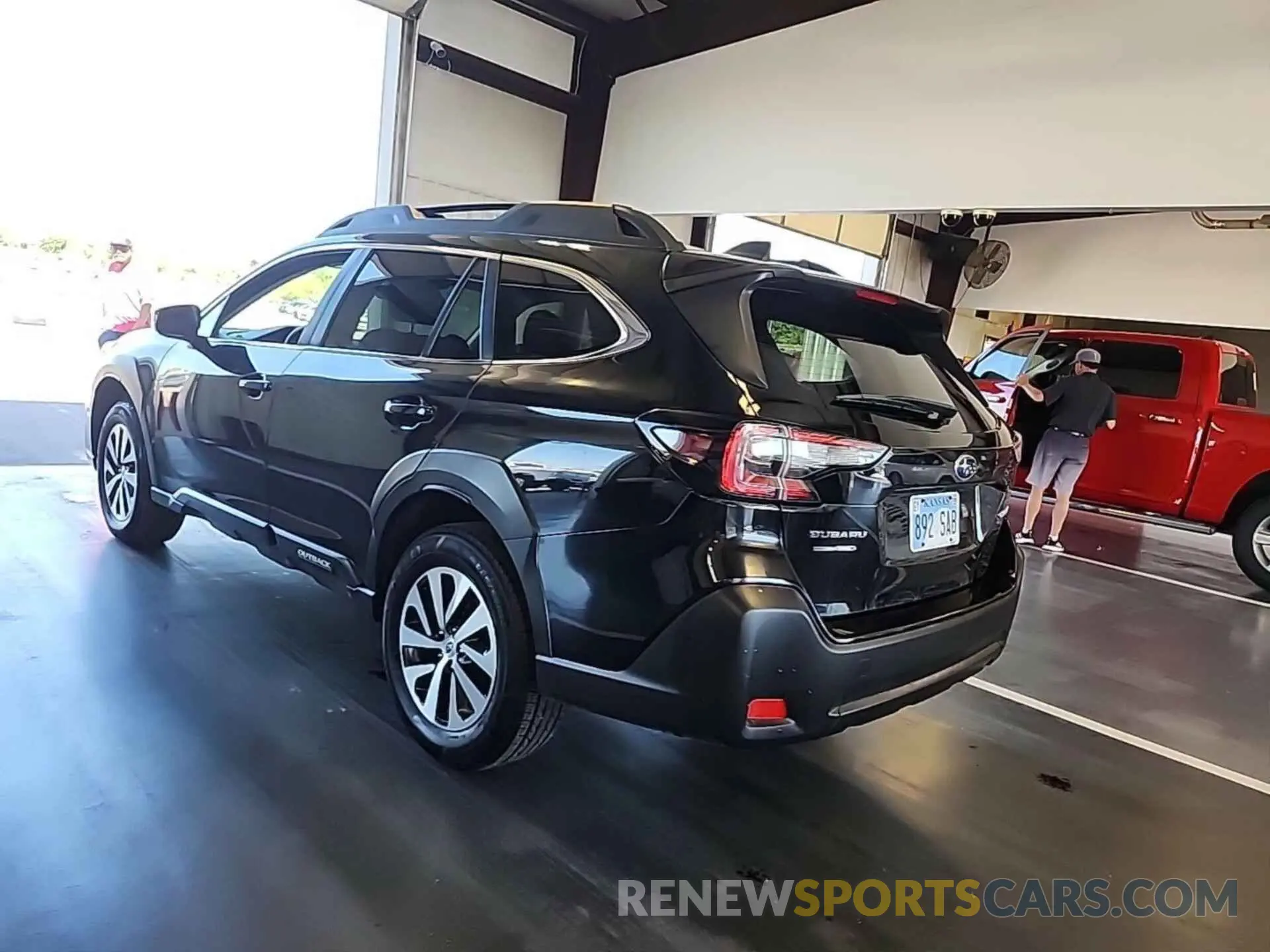 10 Фотография поврежденного автомобиля 4S4BTADC0P3211746 SUBARU OUTBACK 2023