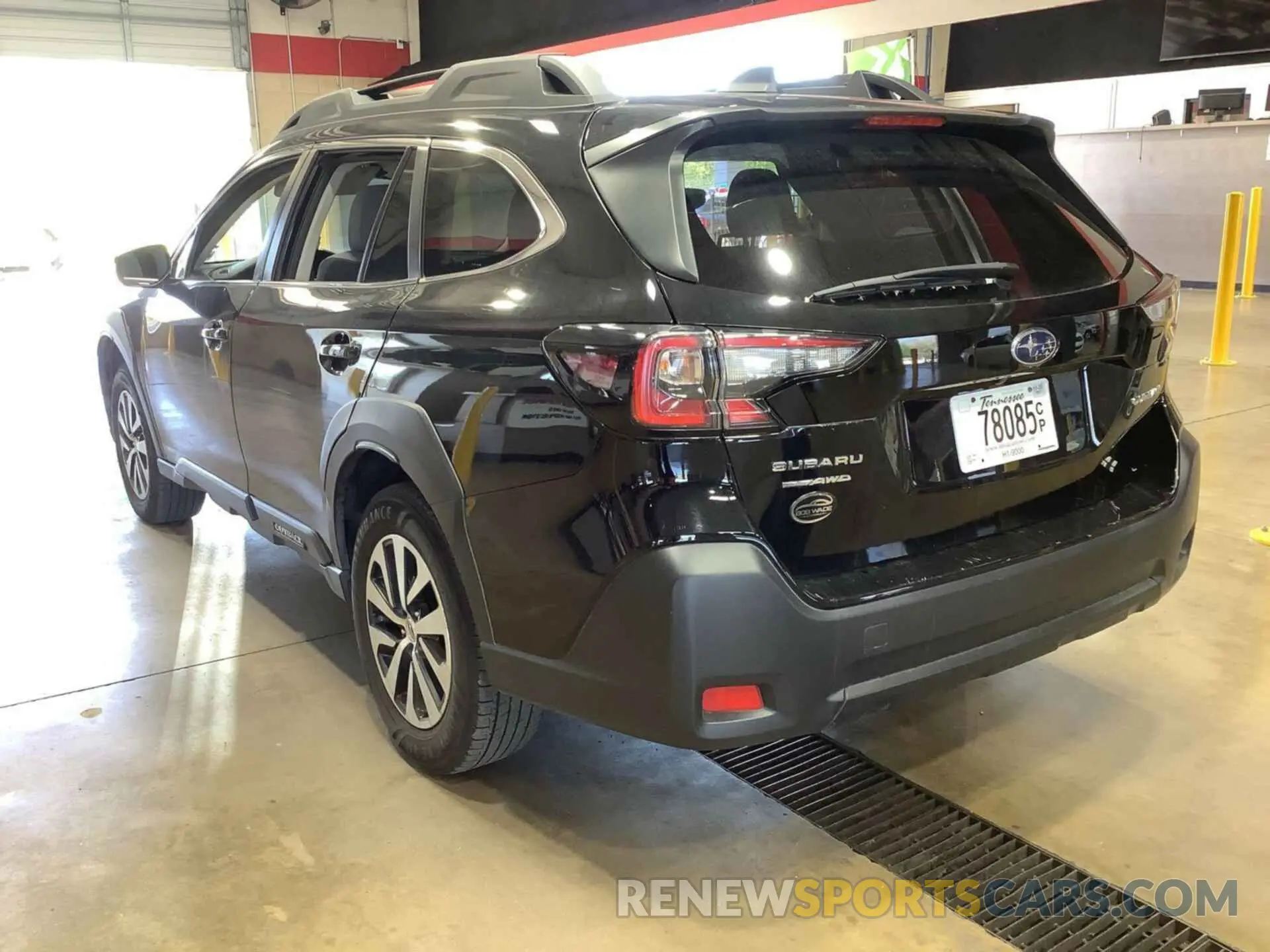 16 Photograph of a damaged car 4S4BTADC8P3149559 SUBARU OUTBACK 2023