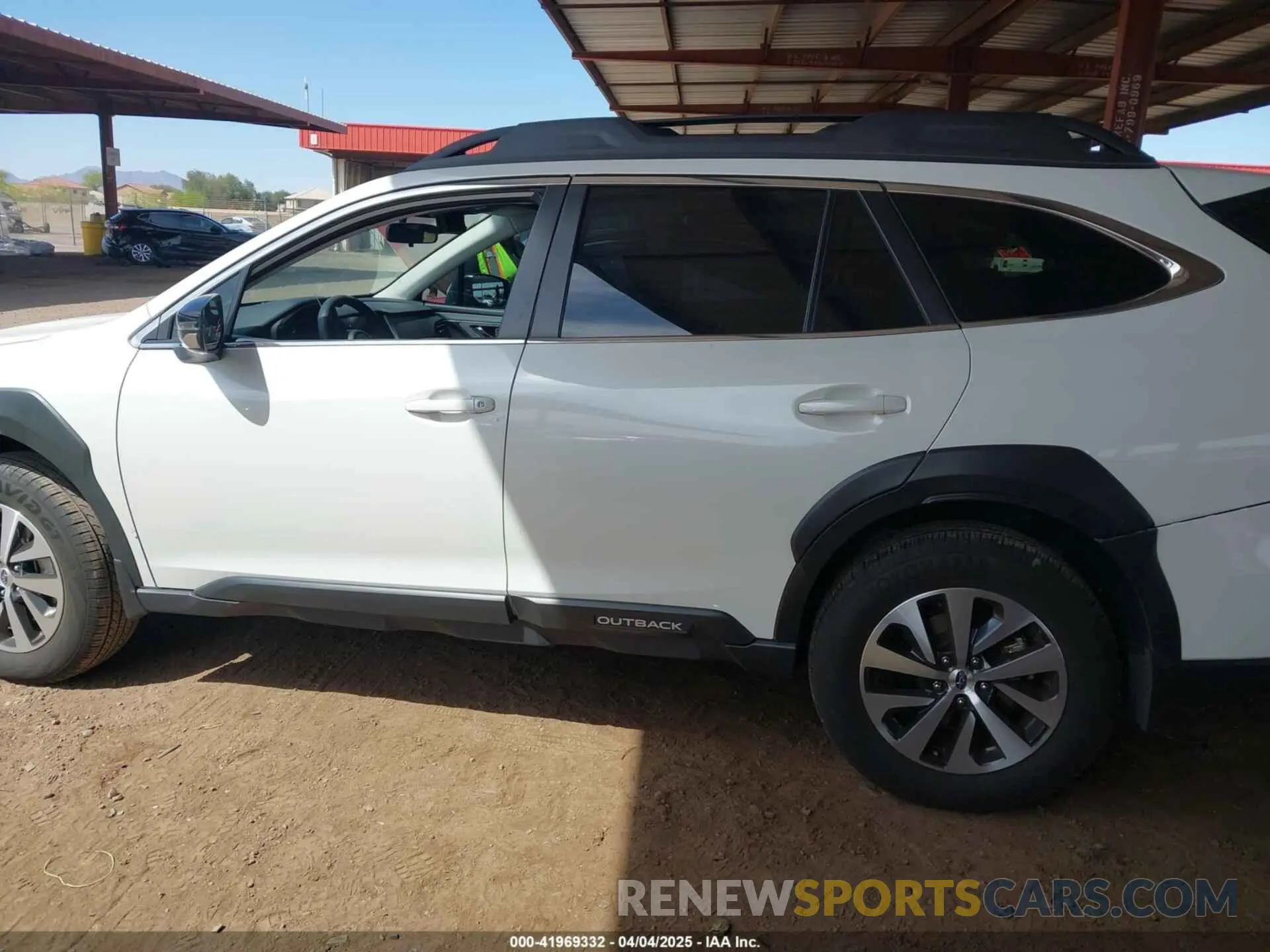 14 Фотография поврежденного автомобиля 4S4BTADC9P3174941 SUBARU OUTBACK 2023