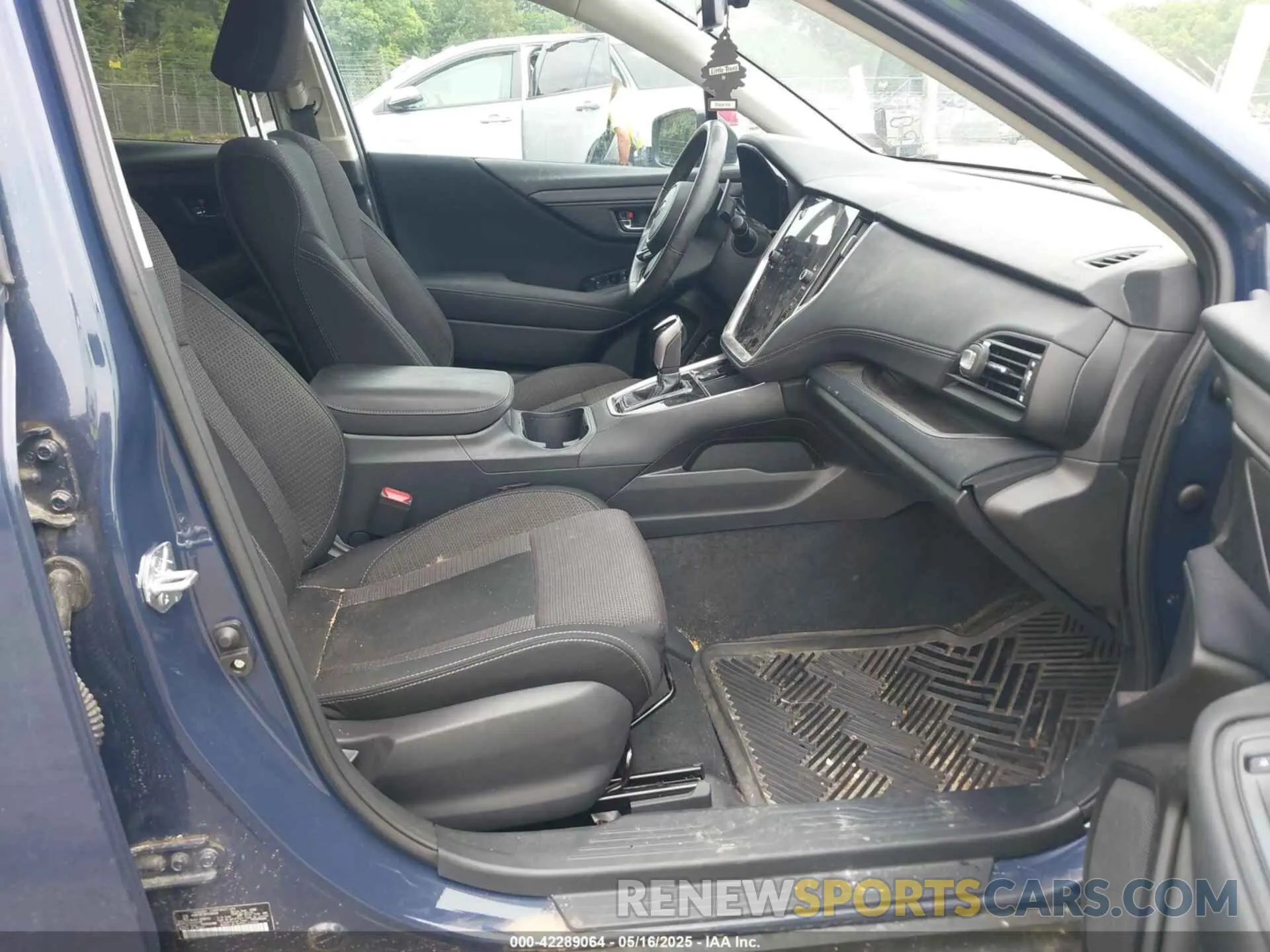 5 Photograph of a damaged car 4S4BTAFC9P3158199 SUBARU OUTBACK 2023