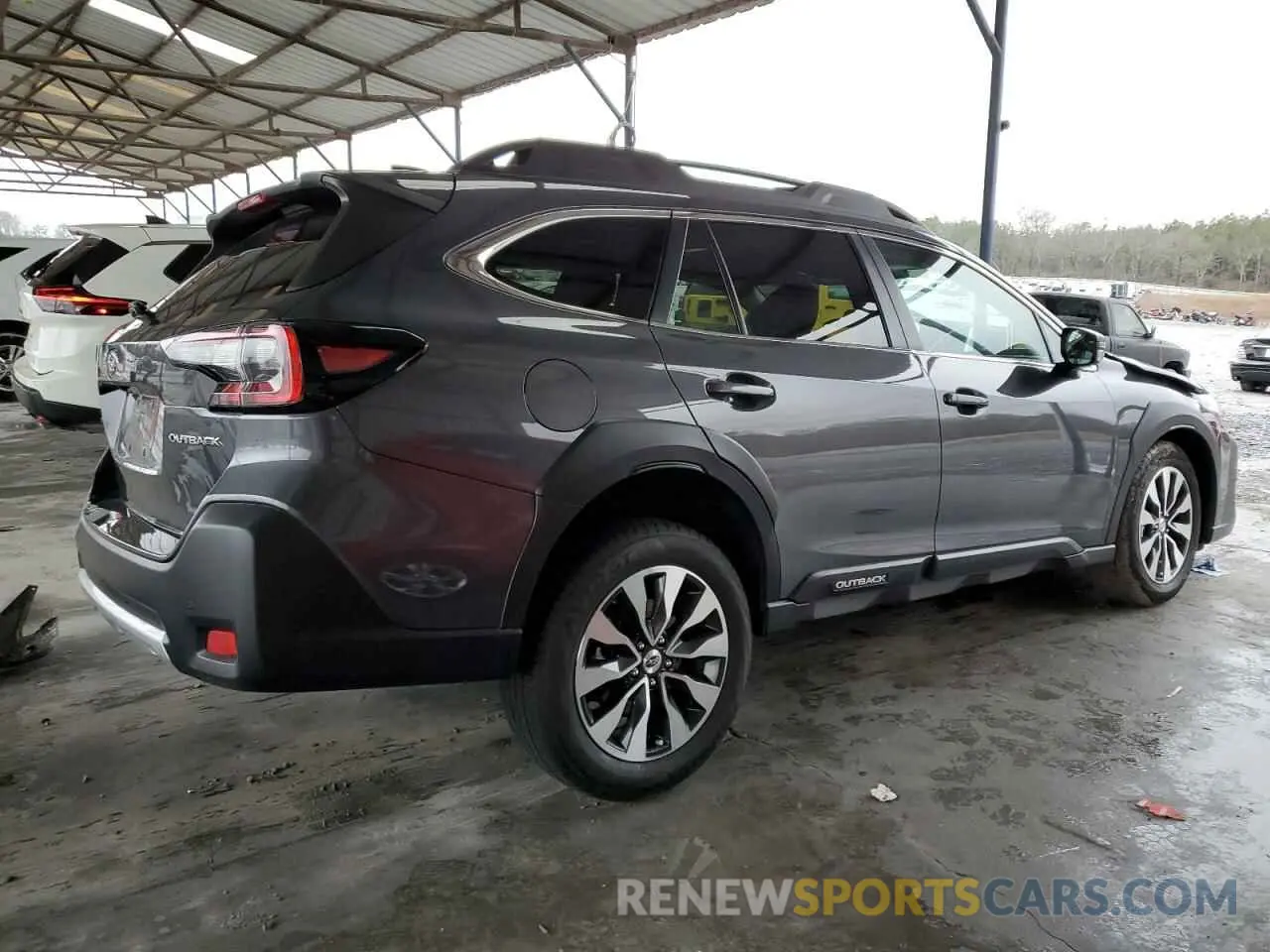 3 Photograph of a damaged car 4S4BTANC6P3202631 SUBARU OUTBACK 2023