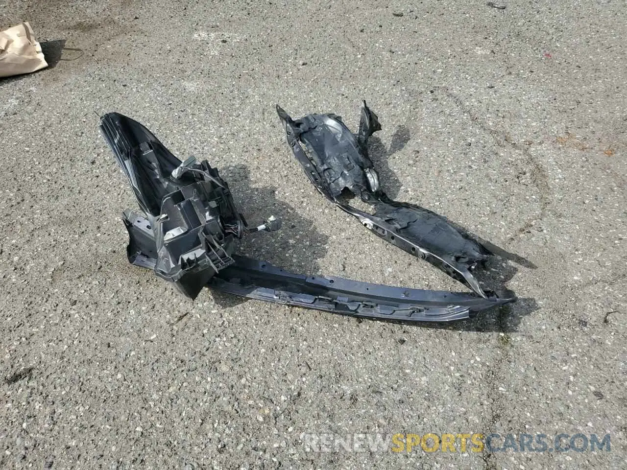 13 Photograph of a damaged car 4S4BTGND8P3191644 SUBARU OUTBACK 2023