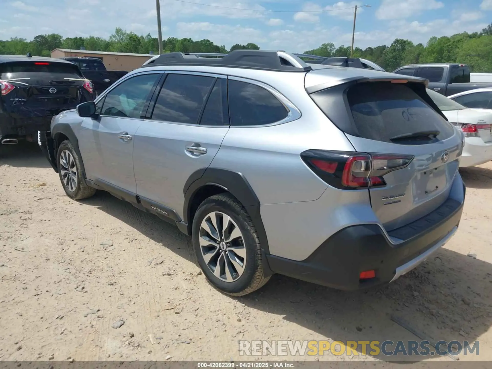 3 Фотография поврежденного автомобиля 4S4BTGPD0P3206778 SUBARU OUTBACK 2023