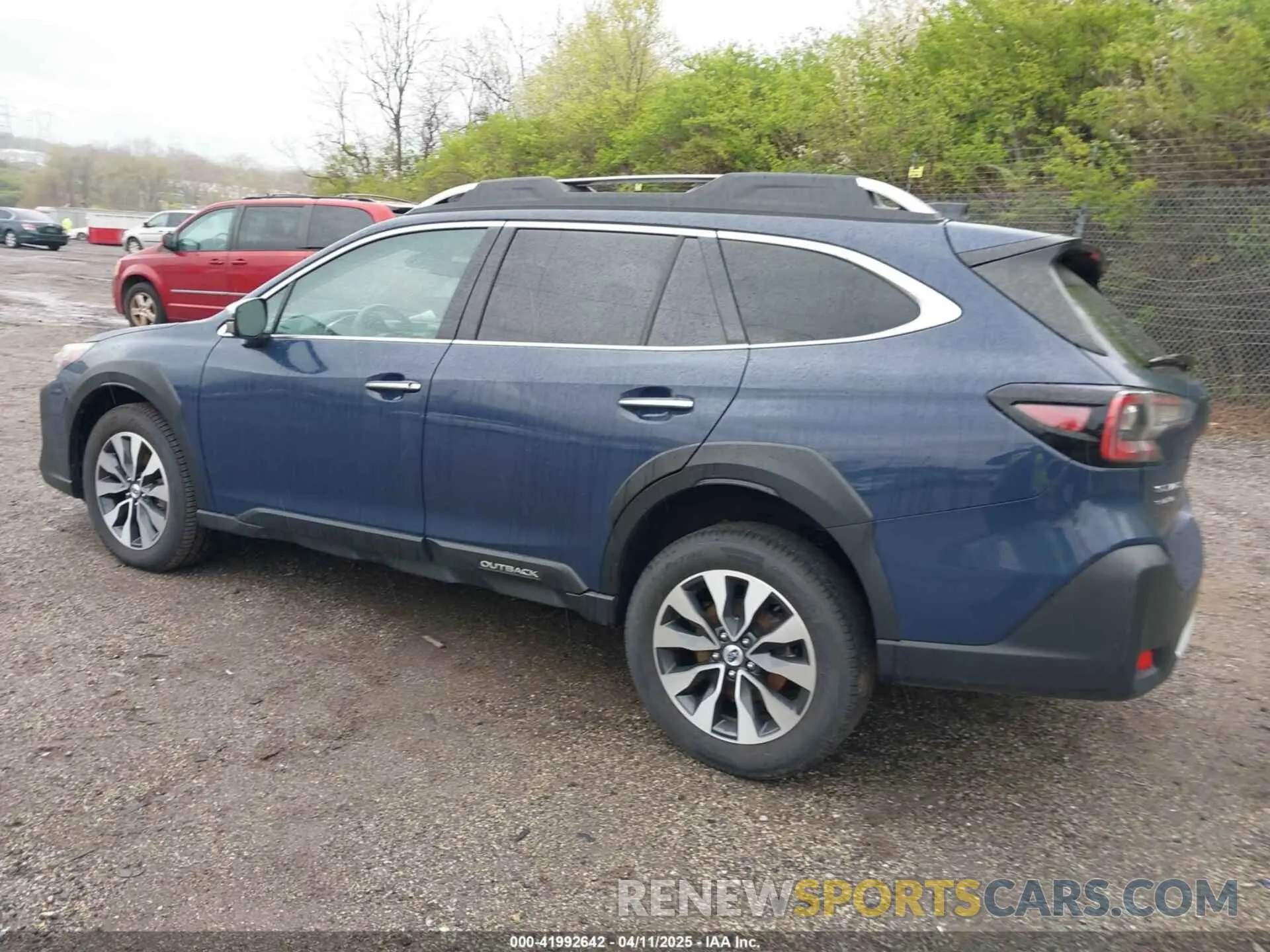 3 Photograph of a damaged car 4S4BTGPD7P3132498 SUBARU OUTBACK 2023