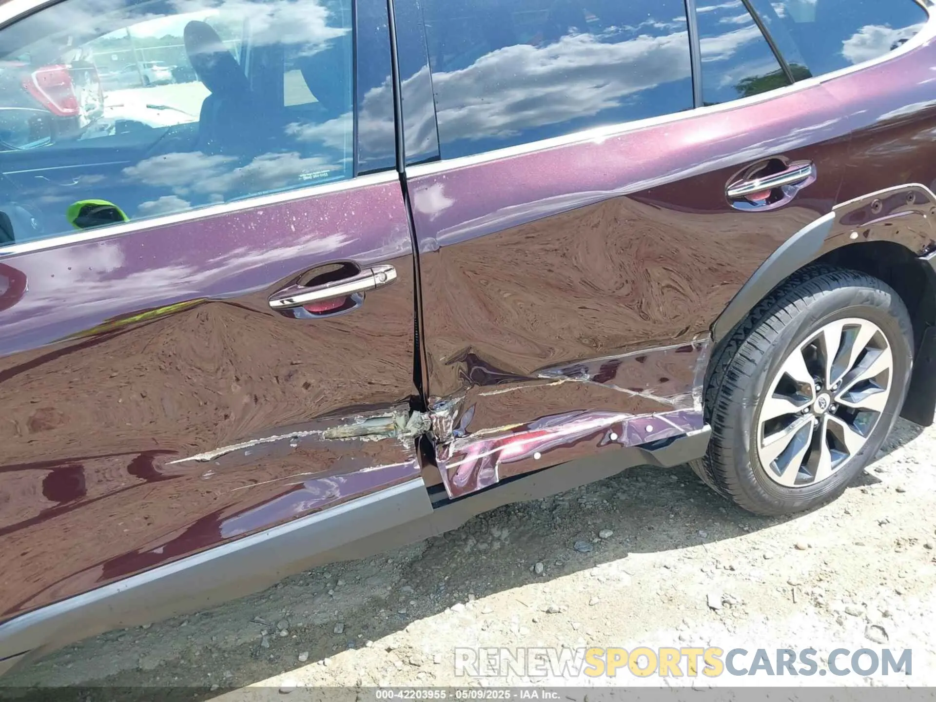 6 Photograph of a damaged car 4S4BTGPDXP3217139 SUBARU OUTBACK 2023