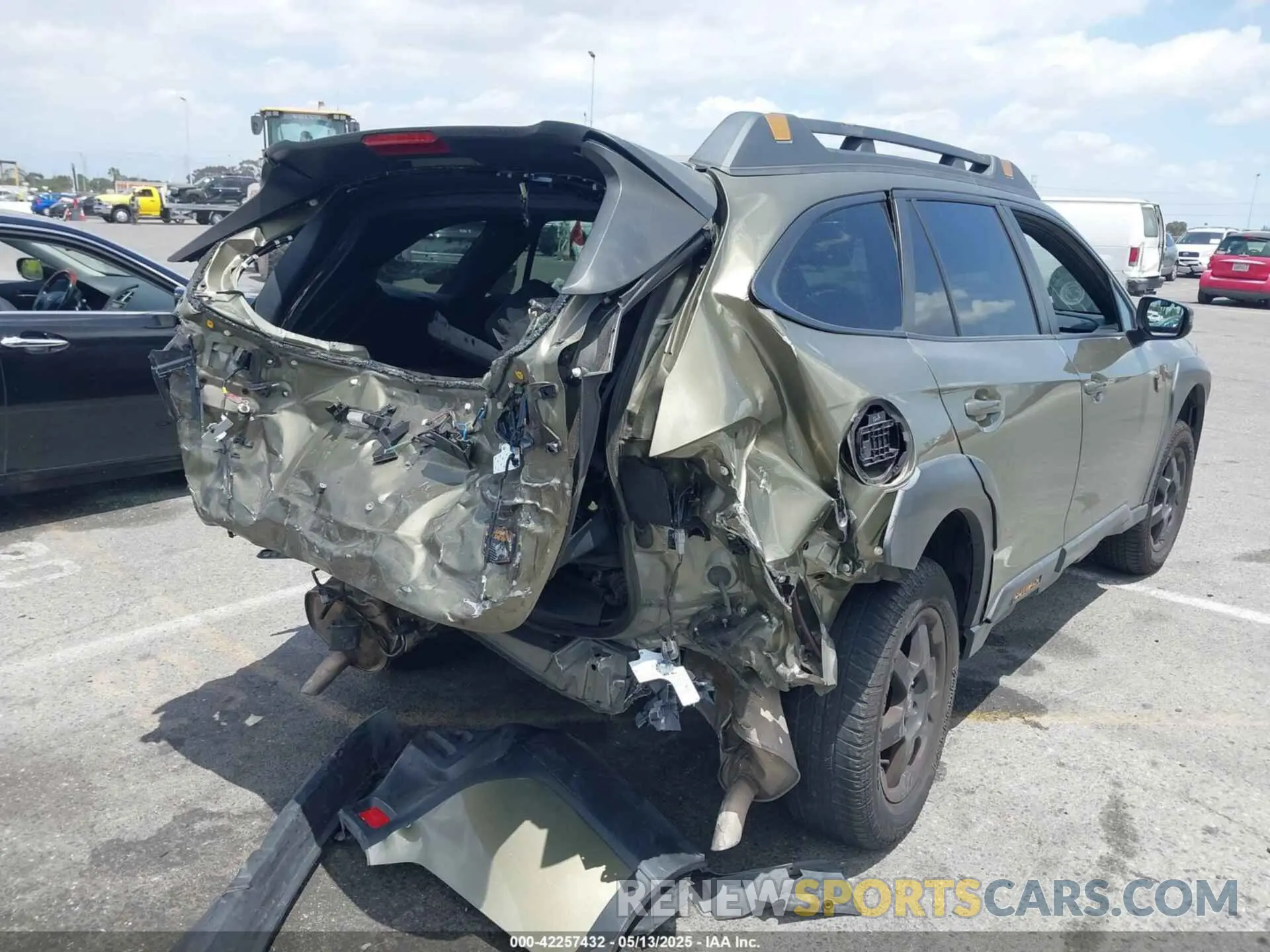 4 Photograph of a damaged car 4S4BTGUD7P3111980 SUBARU OUTBACK 2023