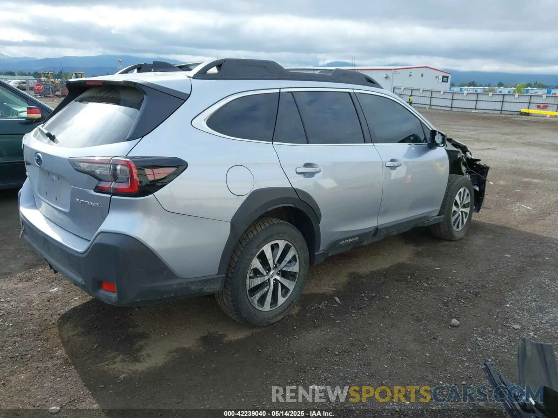 4 Photograph of a damaged car 4S4BTAAC4R3111706 SUBARU OUTBACK 2024