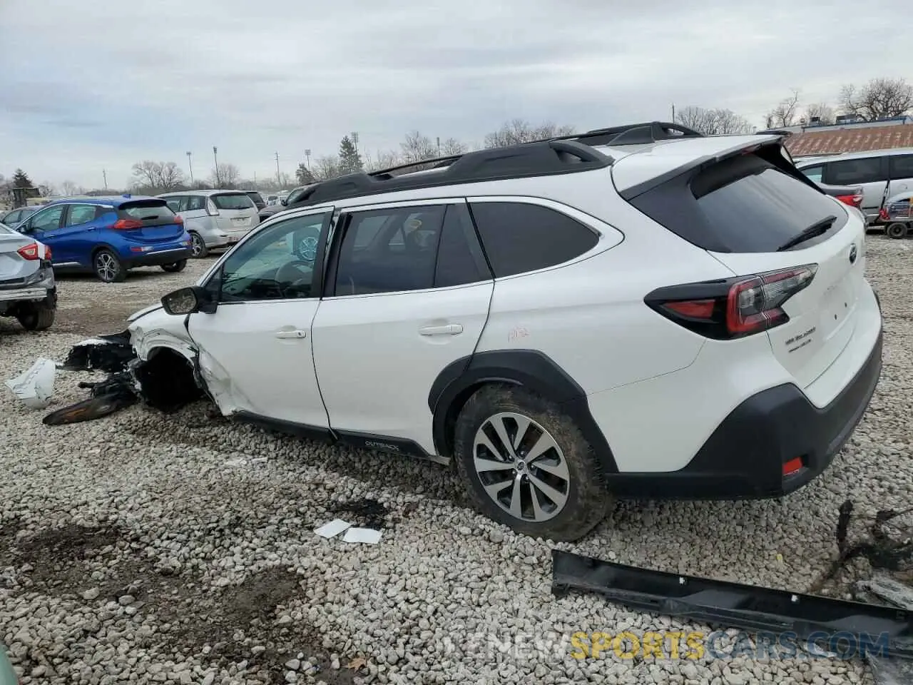 2 Photograph of a damaged car 4S4BTACC0R3205336 SUBARU OUTBACK 2024