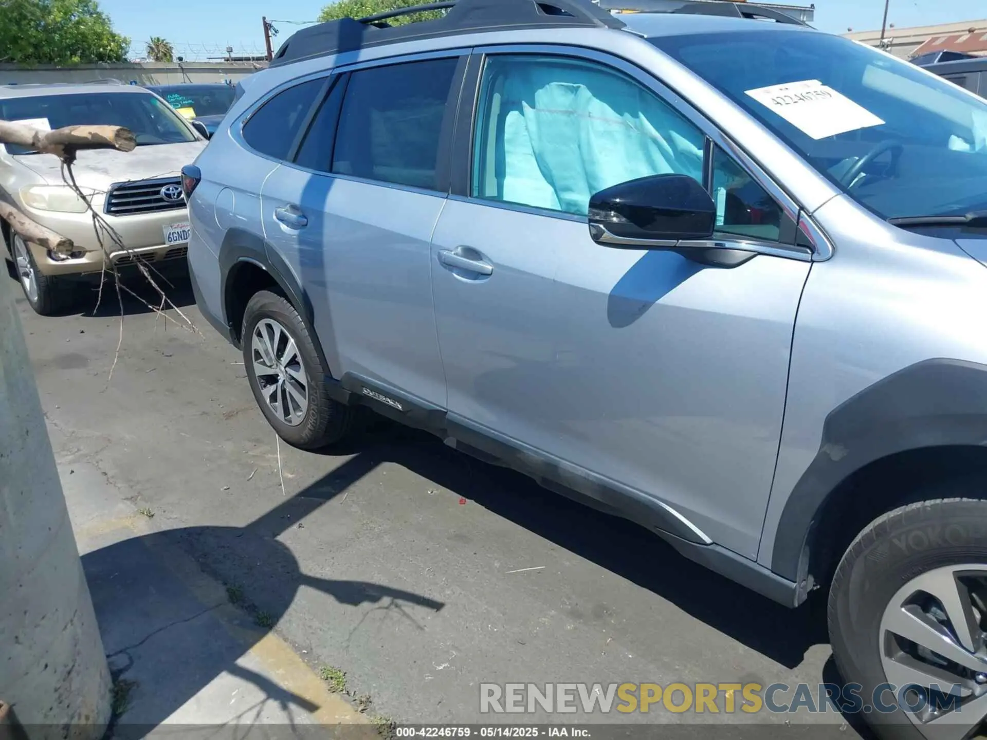 13 Photograph of a damaged car 4S4BTADC1R3164648 SUBARU OUTBACK 2024