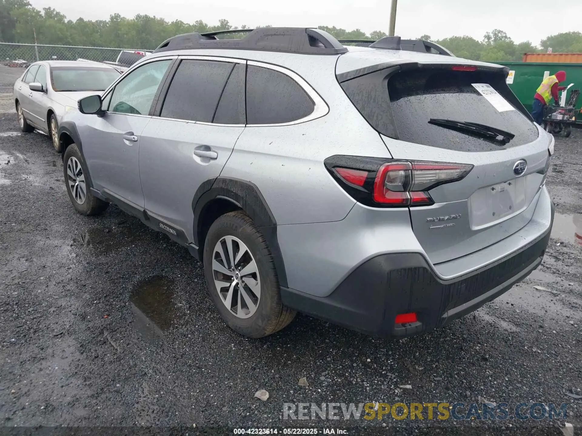 3 Photograph of a damaged car 4S4BTAFC5R3138857 SUBARU OUTBACK 2024