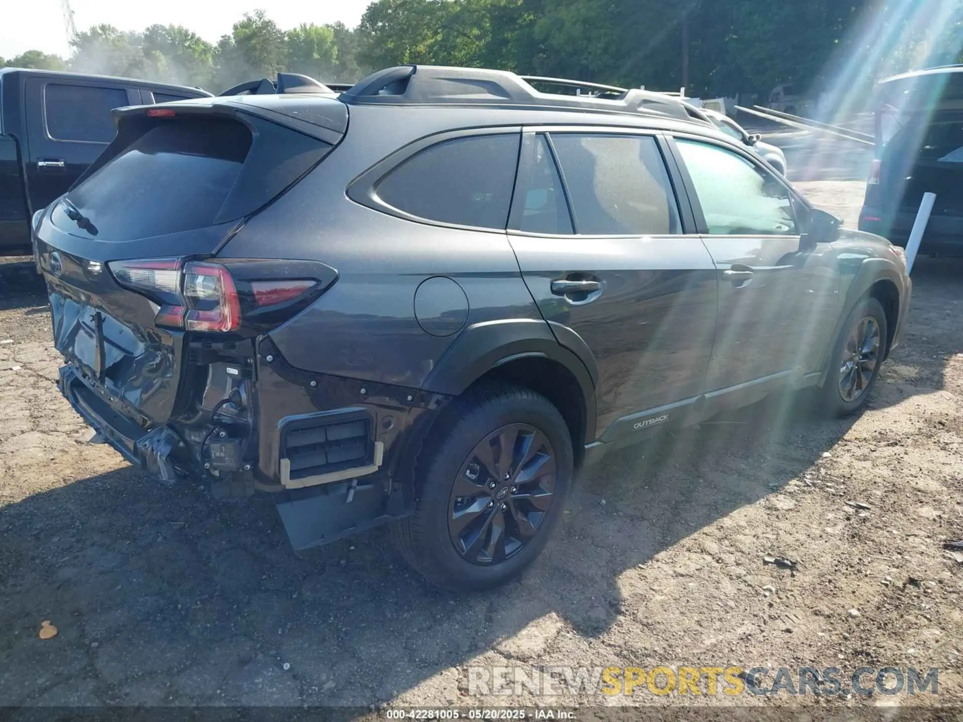 4 Photograph of a damaged car 4S4BTALC0R3299900 SUBARU OUTBACK 2024
