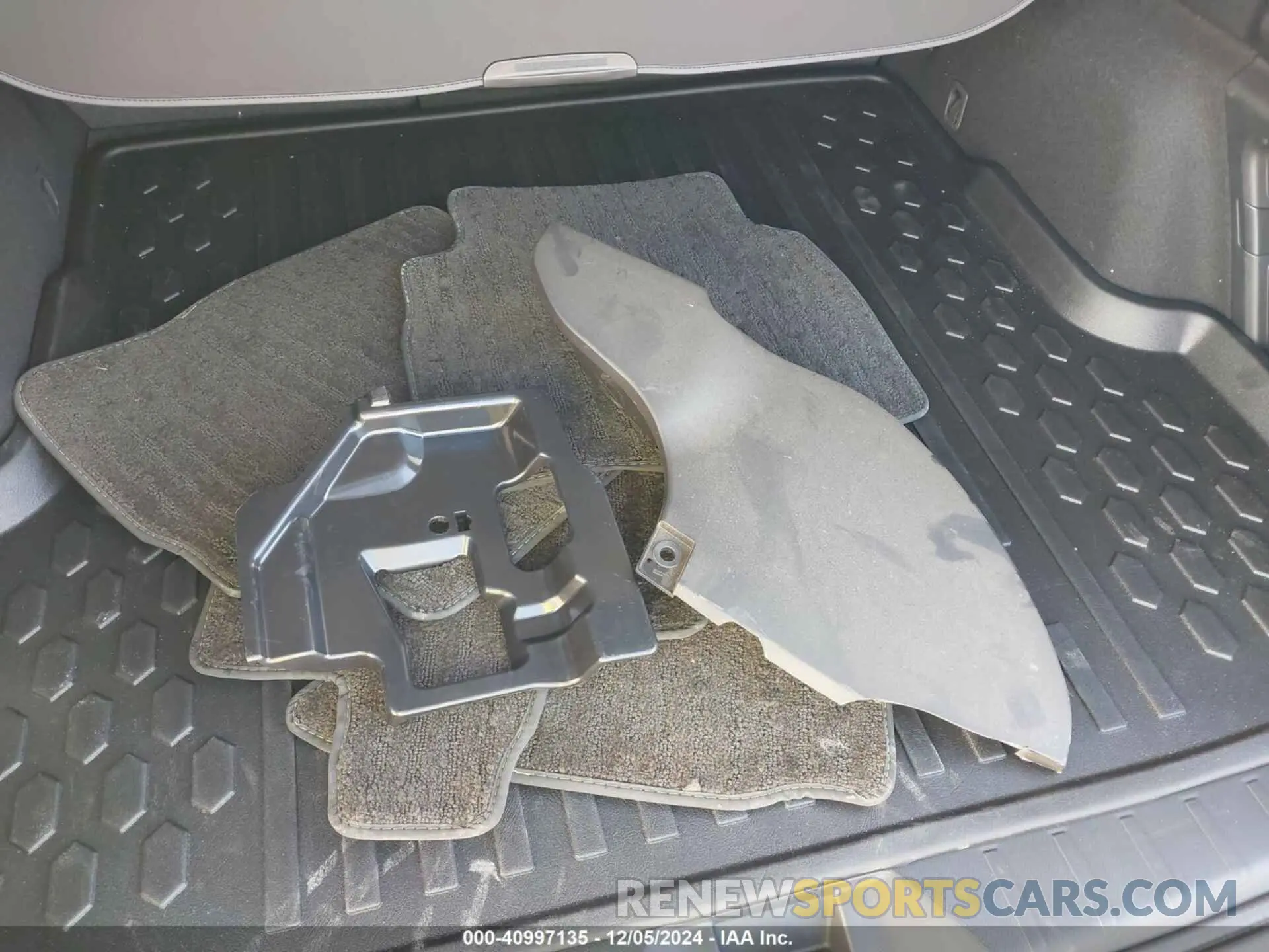 12 Photograph of a damaged car 4S4BTALCXR3284806 SUBARU OUTBACK 2024