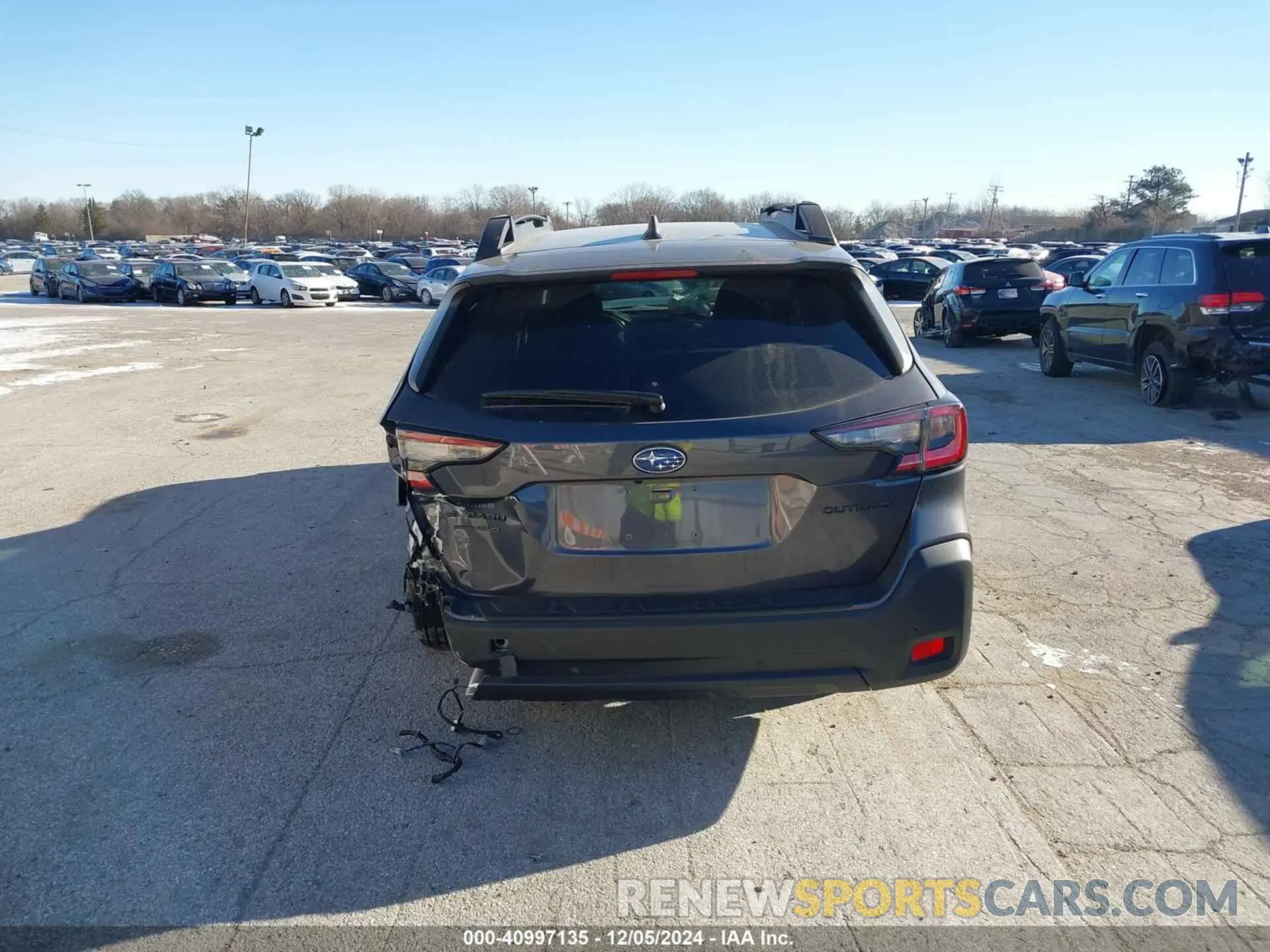 17 Photograph of a damaged car 4S4BTALCXR3284806 SUBARU OUTBACK 2024
