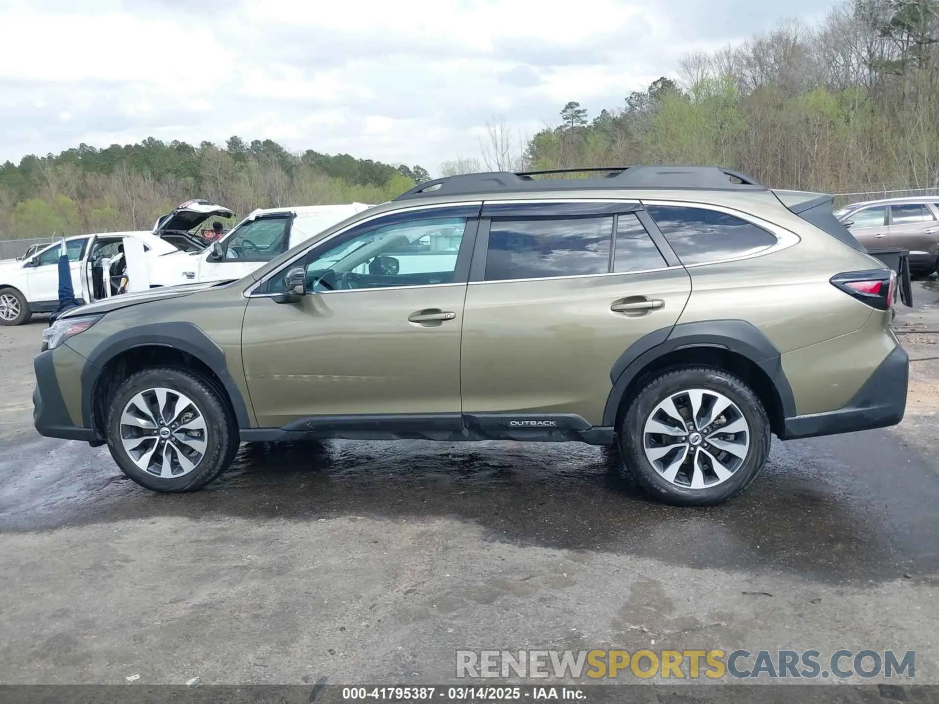 14 Photograph of a damaged car 4S4BTANC1R3100902 SUBARU OUTBACK 2024