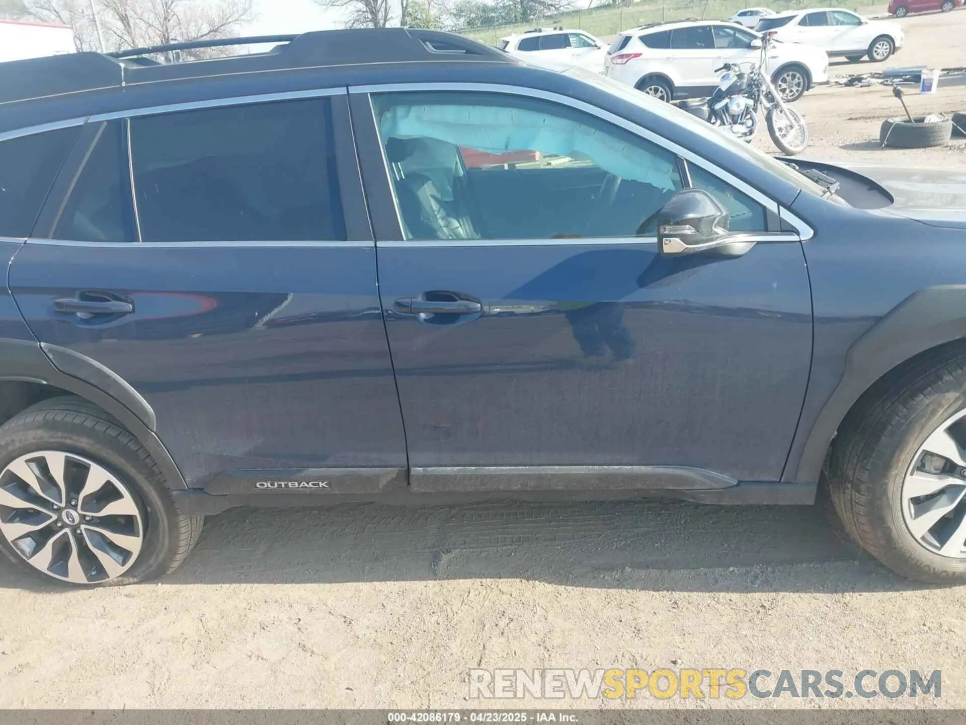 13 Photograph of a damaged car 4S4BTANC5R3286041 SUBARU OUTBACK 2024