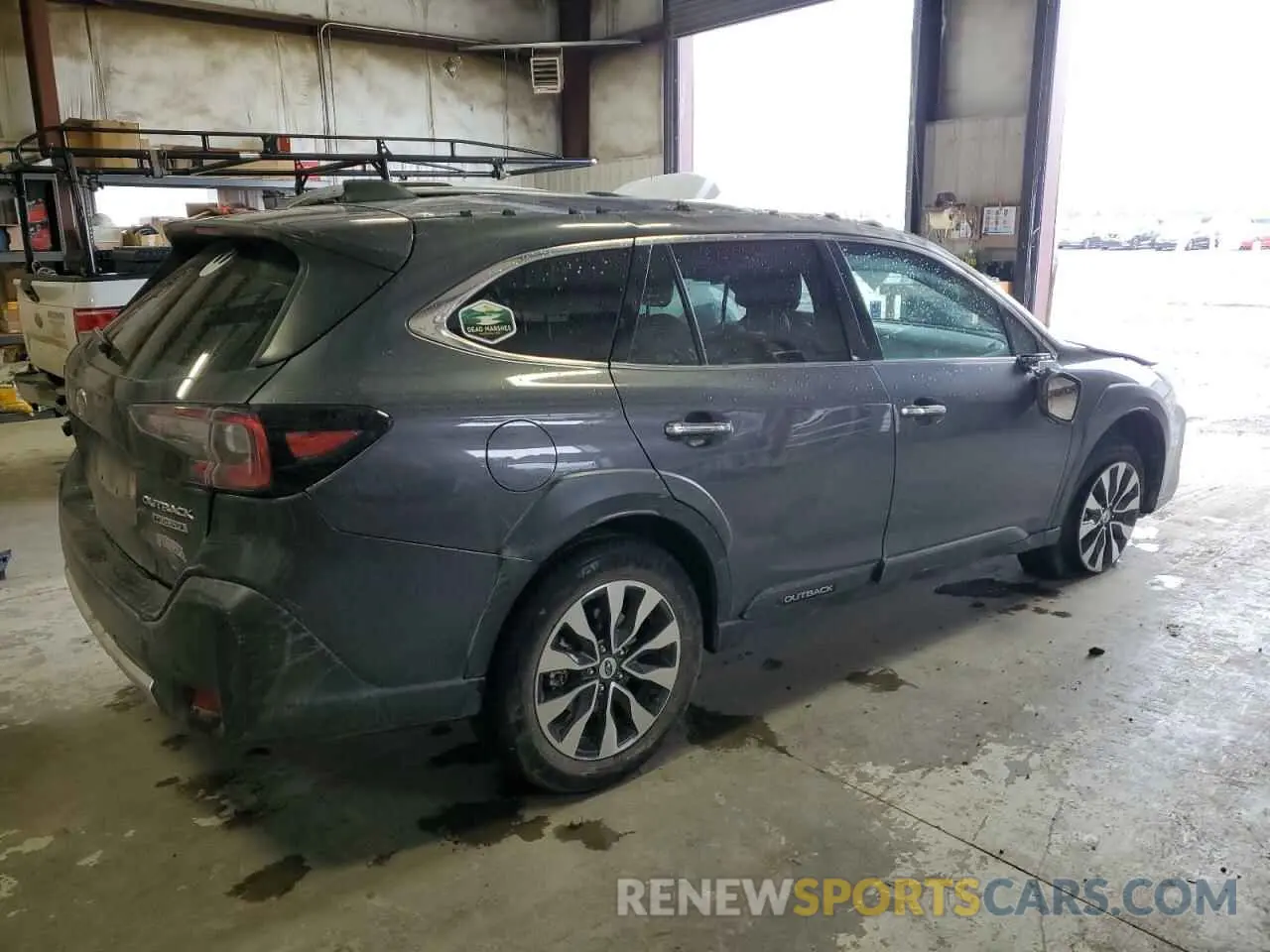 3 Photograph of a damaged car 4S4BTAPC4R3209271 SUBARU OUTBACK 2024
