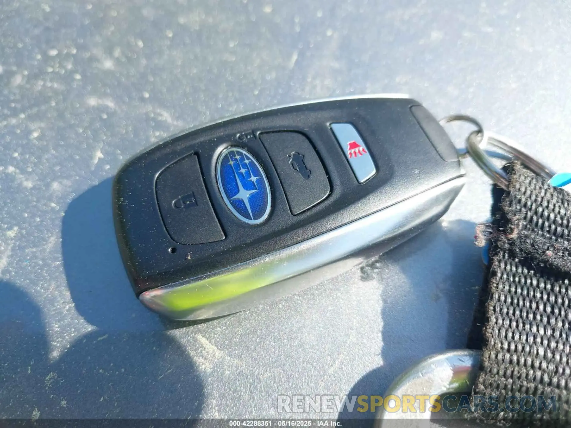 11 Photograph of a damaged car 4S4BTGLD1R3184539 SUBARU OUTBACK 2024