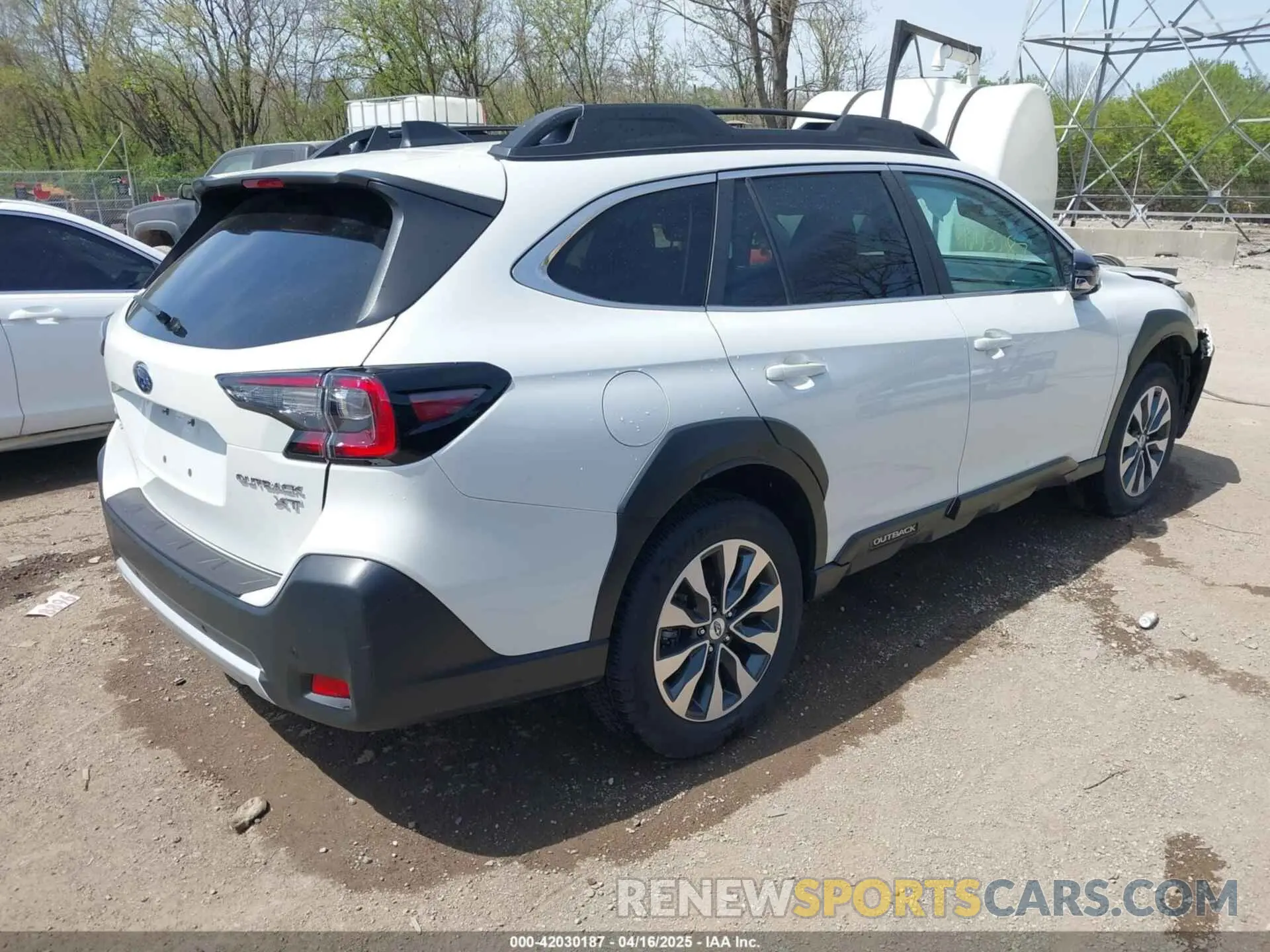 4 Photograph of a damaged car 4S4BTGND4R3184421 SUBARU OUTBACK 2024