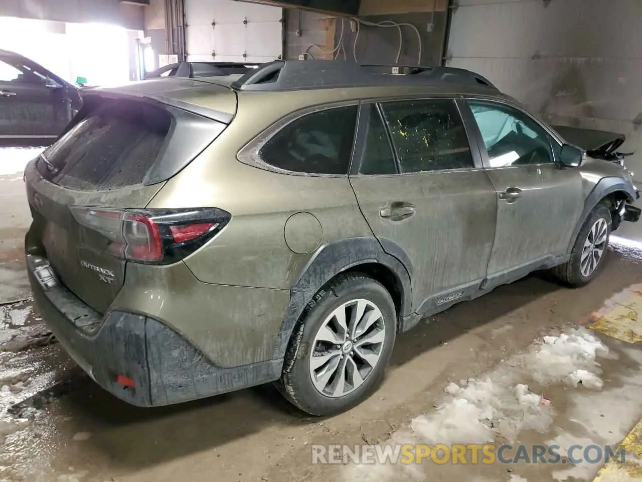 3 Photograph of a damaged car 4S4BTGND5R3231469 SUBARU OUTBACK 2024