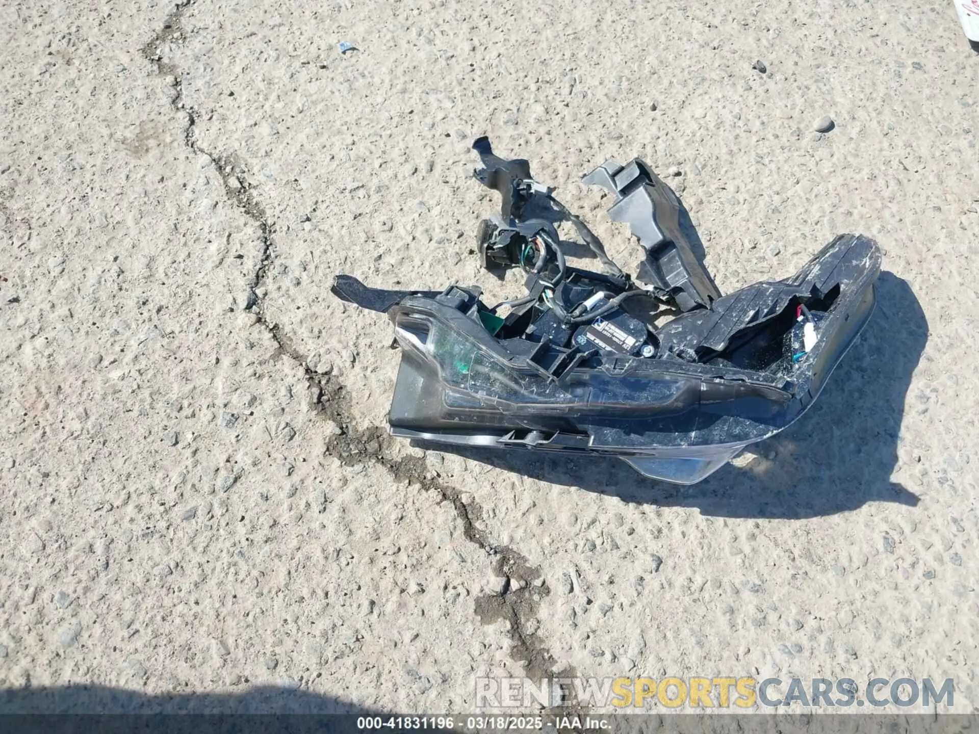 12 Photograph of a damaged car 4S4BTGPD3R3179353 SUBARU OUTBACK 2024