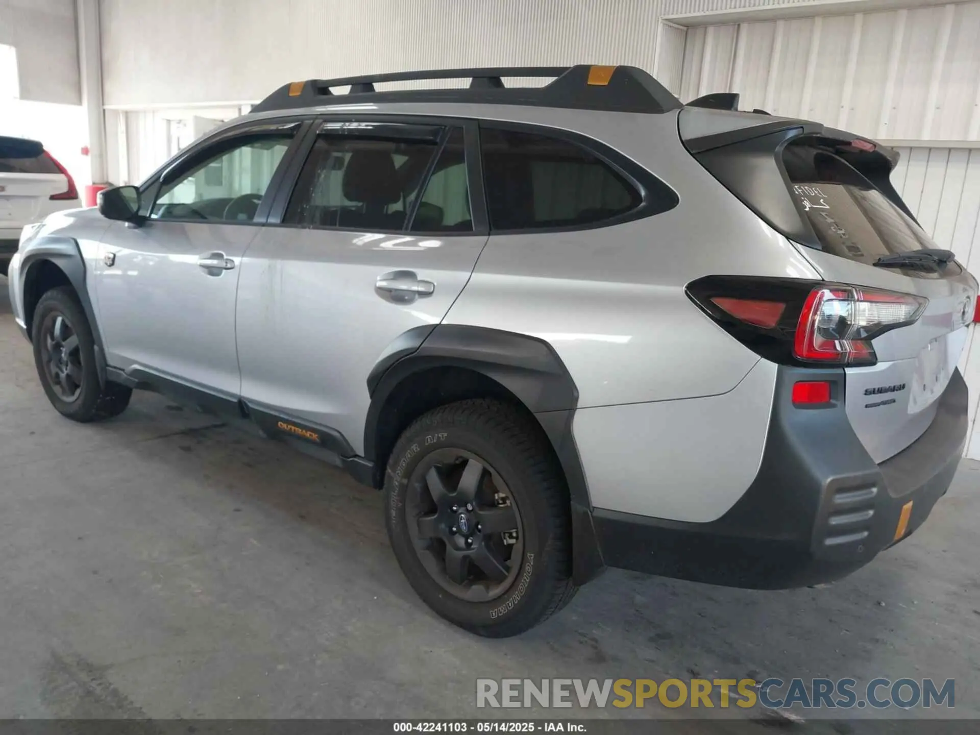 3 Photograph of a damaged car 4S4BTGUD7R3190439 SUBARU OUTBACK 2024