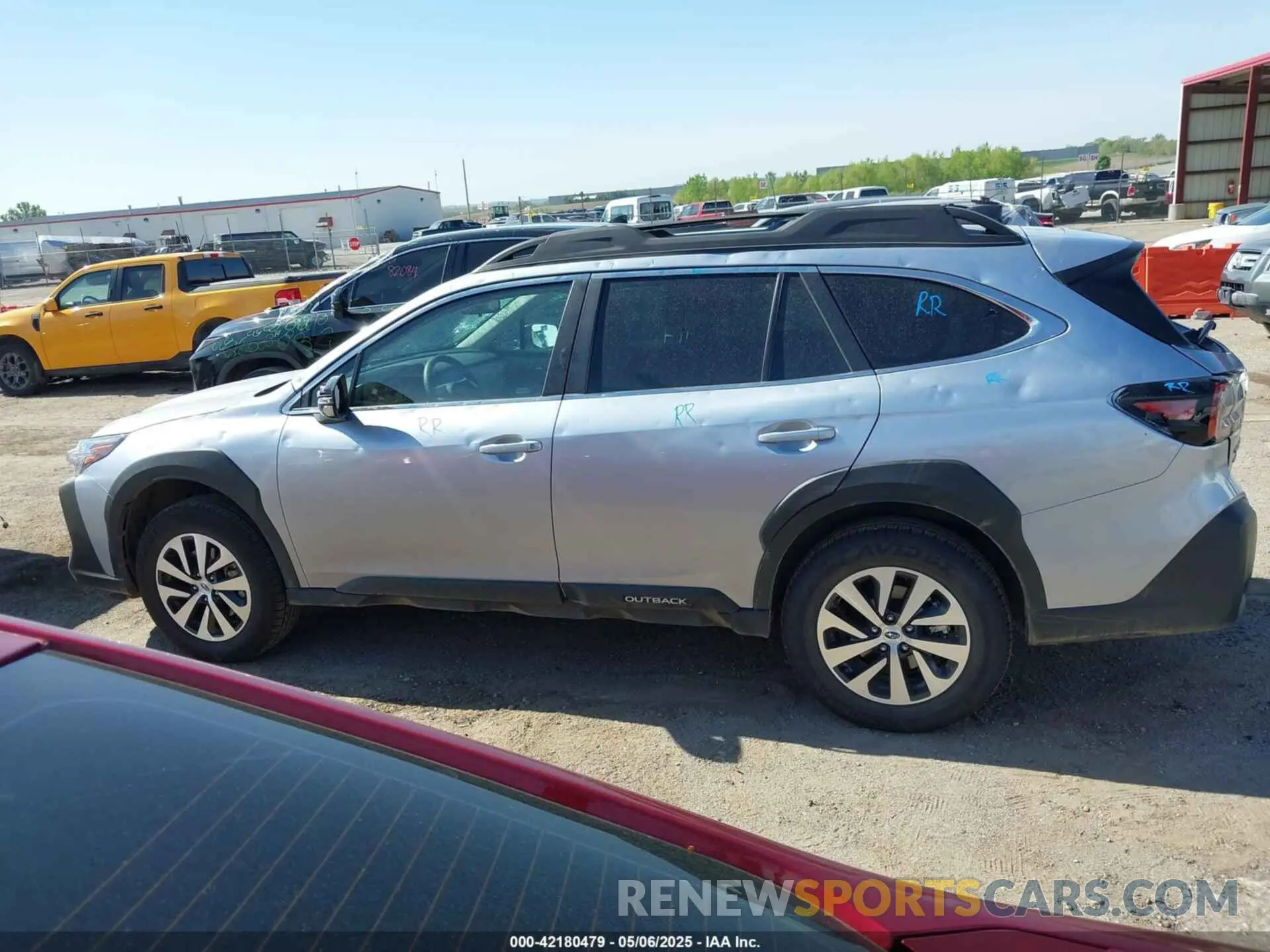 14 Photograph of a damaged car 4S4BTACC7S3169389 SUBARU OUTBACK 2025