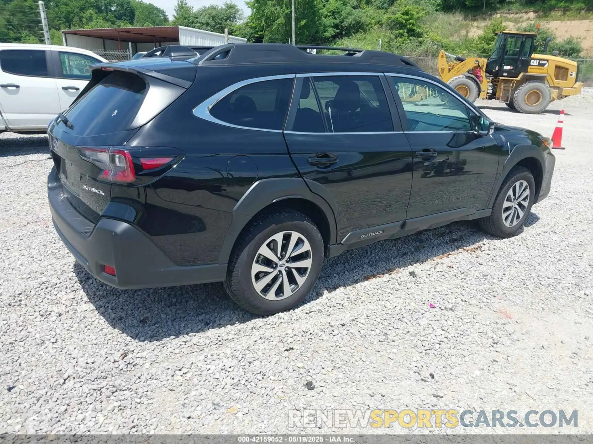 4 Photograph of a damaged car 4S4BTADC8S3191528 SUBARU OUTBACK 2025