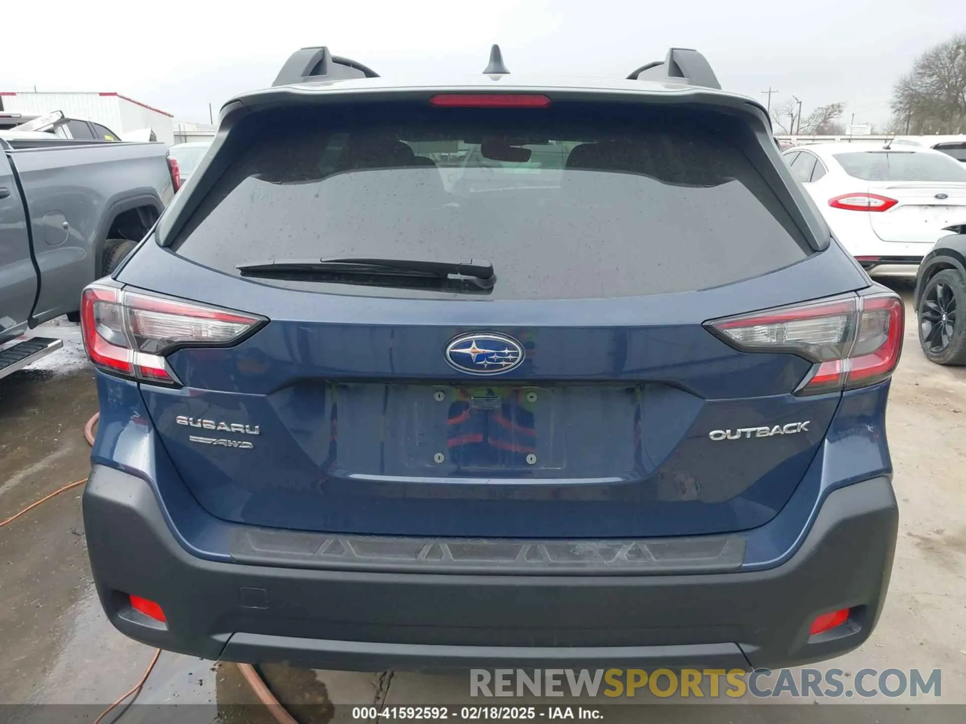 17 Photograph of a damaged car 4S4BTADCXS3160751 SUBARU OUTBACK 2025