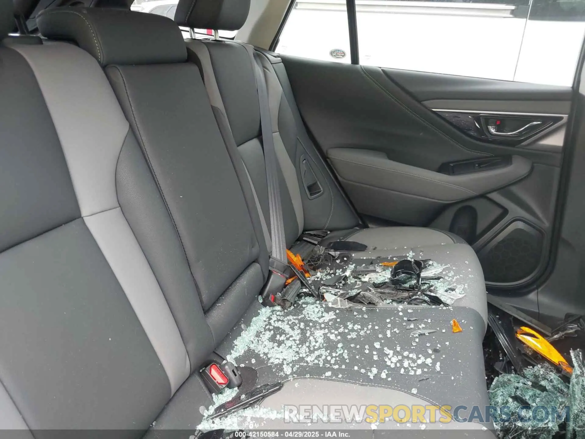 8 Фотография поврежденного автомобиля 4S4BTALC2S3182941 SUBARU OUTBACK 2025
