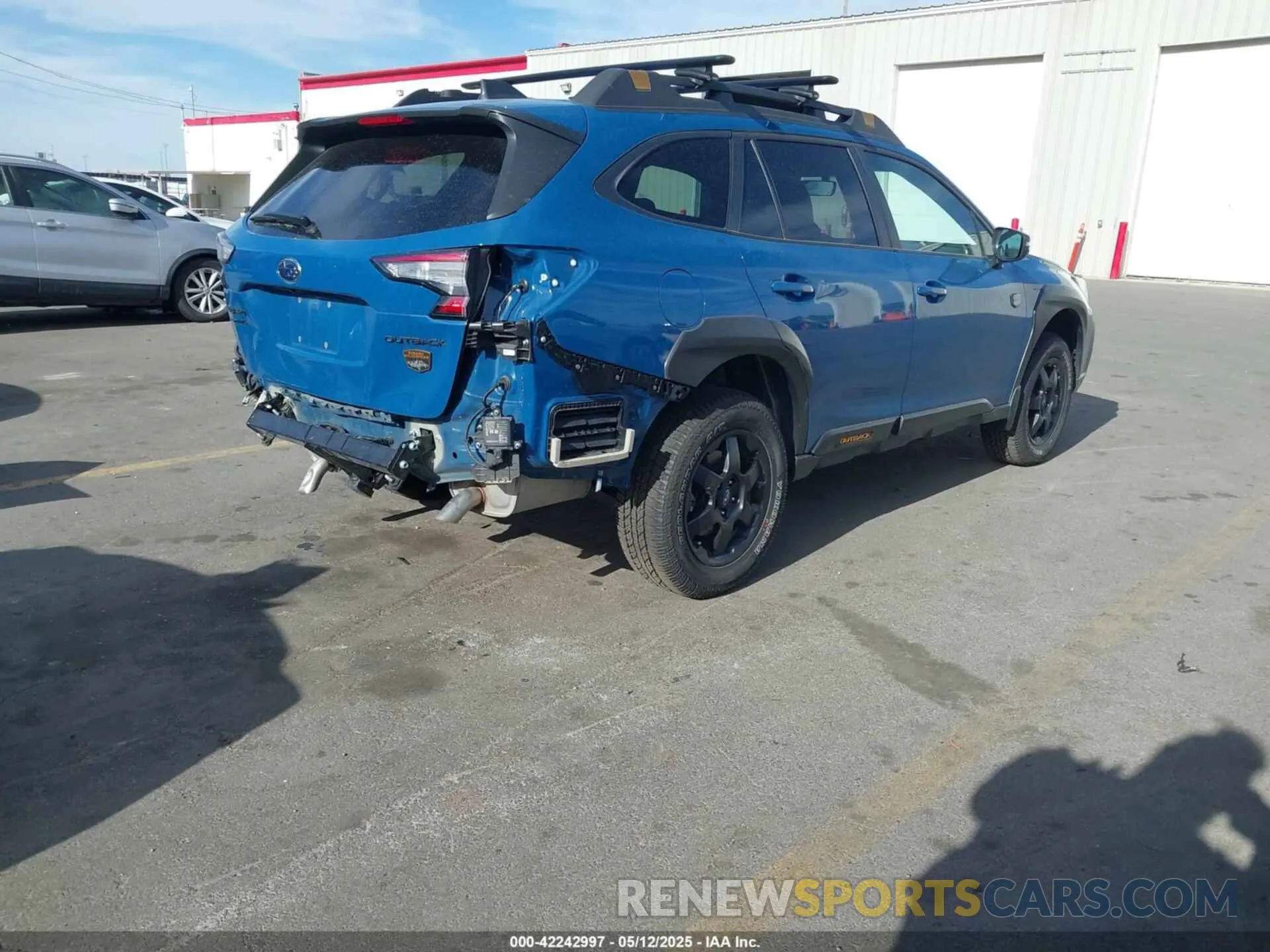 4 Фотография поврежденного автомобиля 4S4BTGUD0S3167493 SUBARU OUTBACK 2025