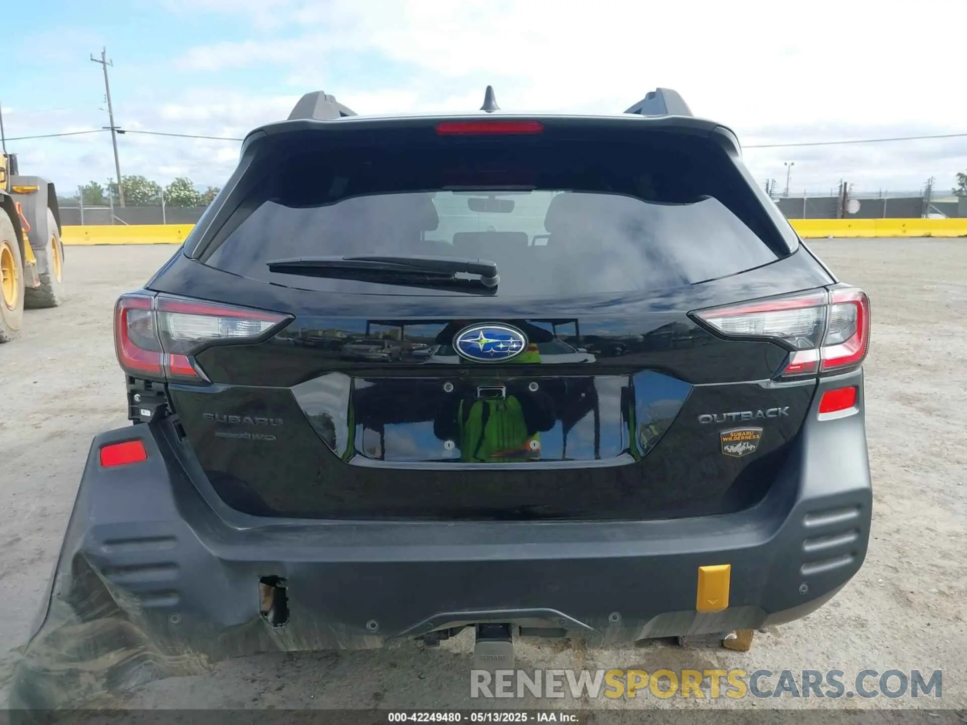 16 Photograph of a damaged car 4S4BTGUD0S3225683 SUBARU OUTBACK 2025