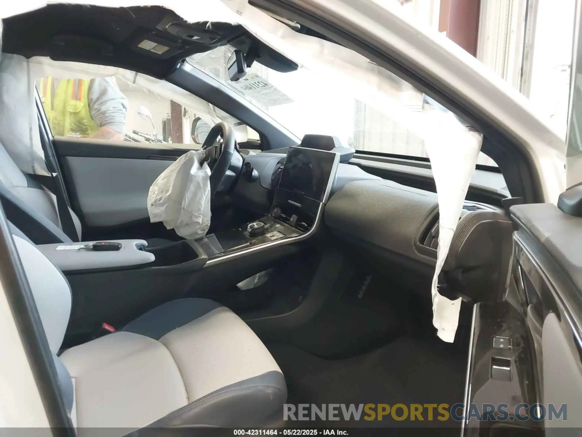 5 Photograph of a damaged car JTMABABA3RA071033 SUBARU SOLTERRA 2024