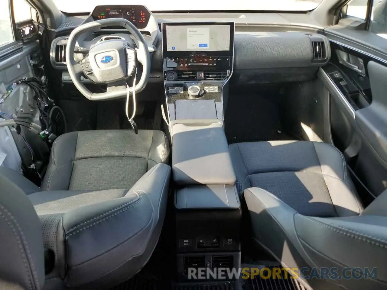 8 Фотография поврежденного автомобиля JTMABABA8RA049528 SUBARU SOLTERRA P 2024