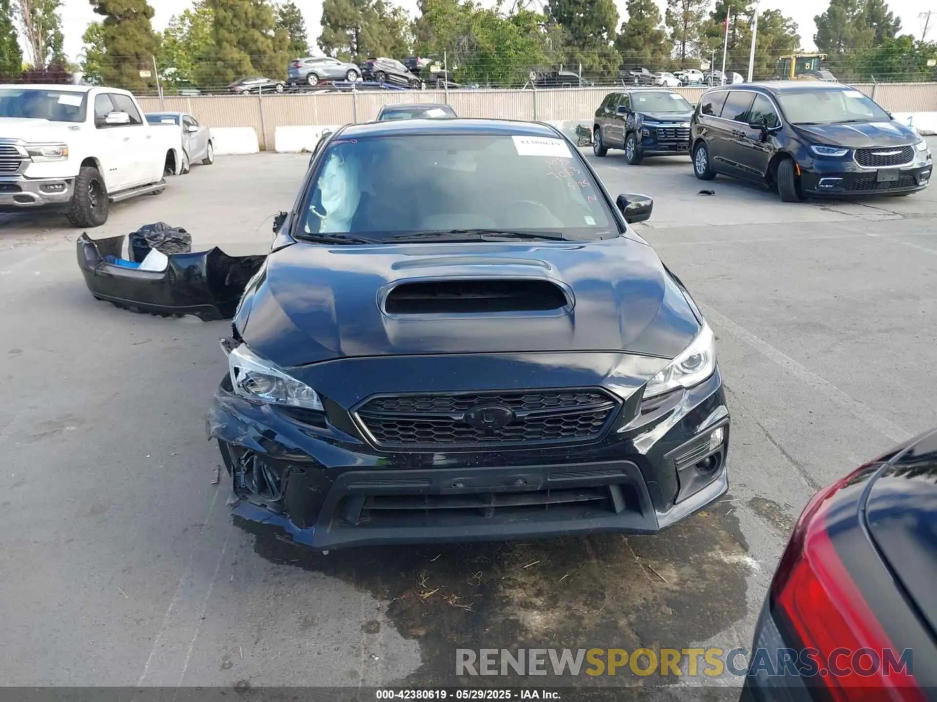 13 Фотография поврежденного автомобиля JF1VA1A65K9815424 SUBARU WRX 2019