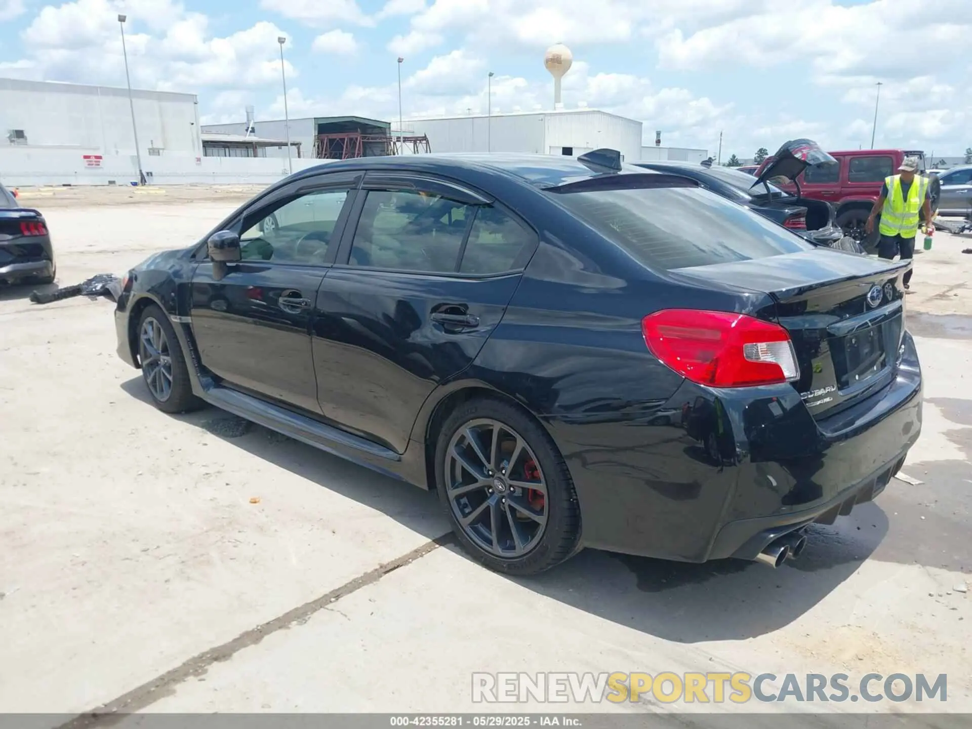 3 Фотография поврежденного автомобиля JF1VA1B6XK9819080 SUBARU WRX 2019