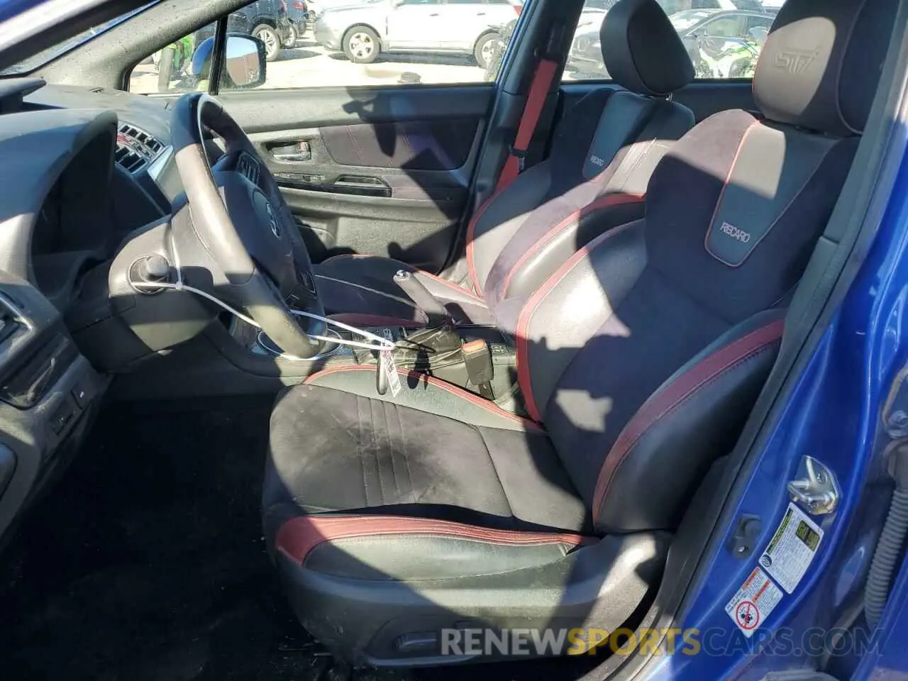 7 Фотография поврежденного автомобиля JF1VA2S60K9827503 SUBARU WRX 2019