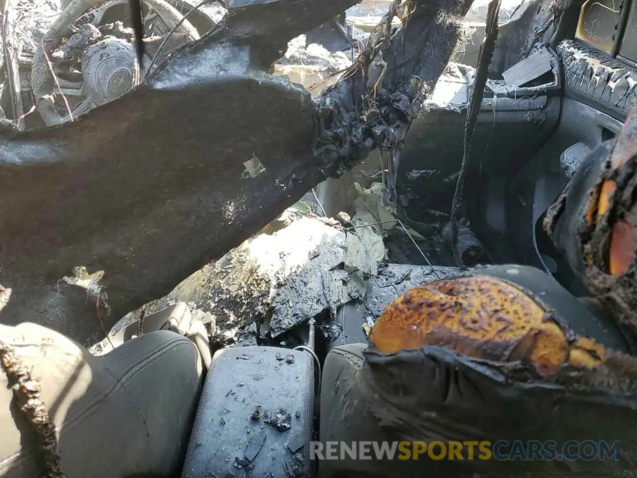 8 Photograph of a damaged car JF1VA1J64L9829431 SUBARU WRX 2020