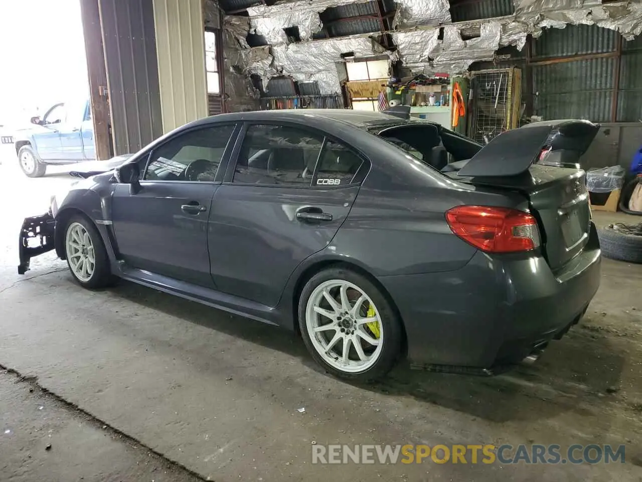 2 Фотография поврежденного автомобиля JF1VA2E65L9818521 SUBARU WRX 2020