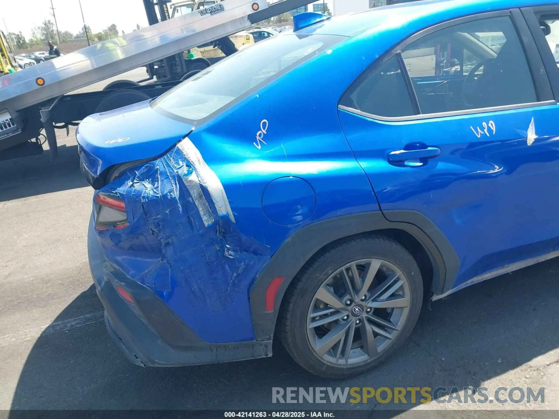 18 Photograph of a damaged car JF1VBAA64N9024903 SUBARU WRX 2022