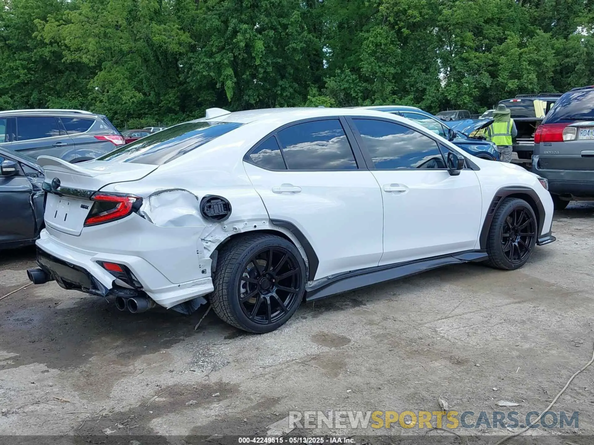 4 Фотография поврежденного автомобиля JF1VBAF63N9003498 SUBARU WRX 2022