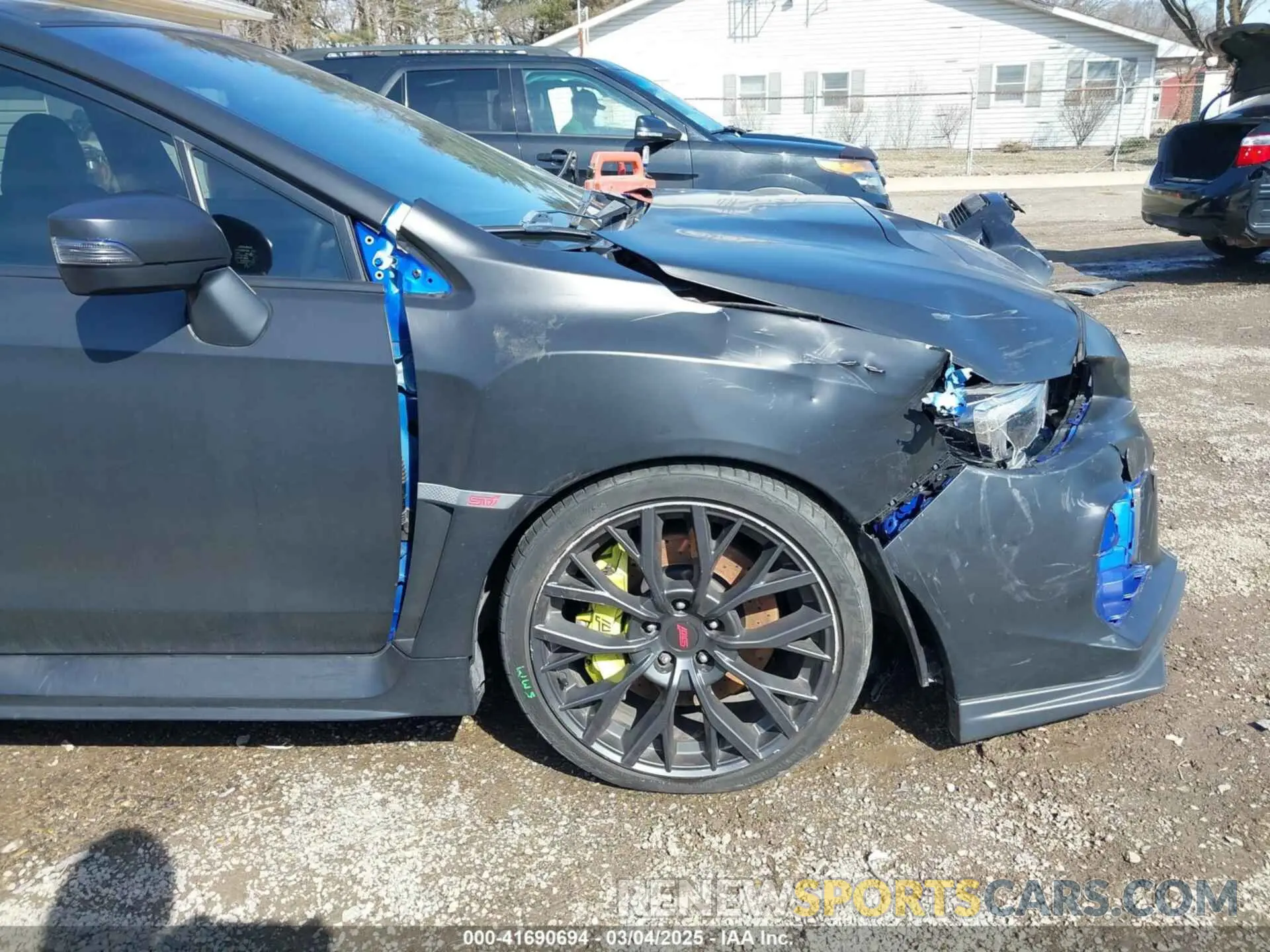 18 Фотография поврежденного автомобиля JF1VA2R62K9815973 SUBARU WRX STI 2019