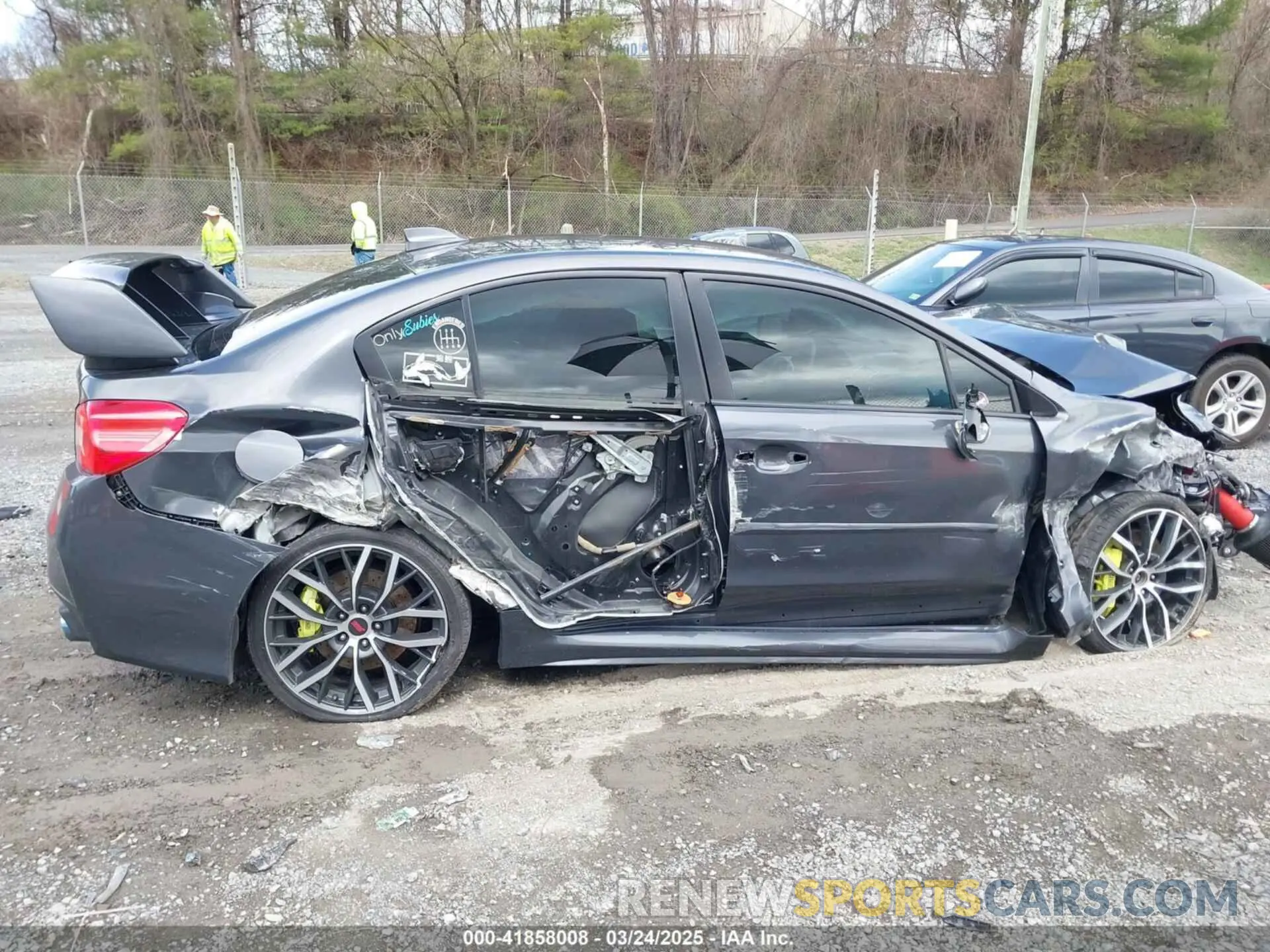 13 Фотография поврежденного автомобиля JF1VA2E60L9819074 SUBARU WRX STI 2020