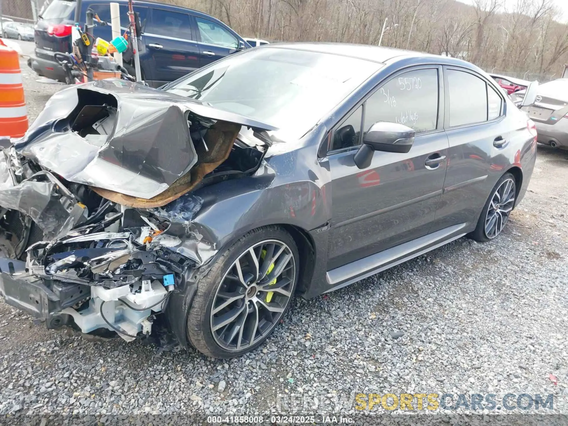 2 Фотография поврежденного автомобиля JF1VA2E60L9819074 SUBARU WRX STI 2020