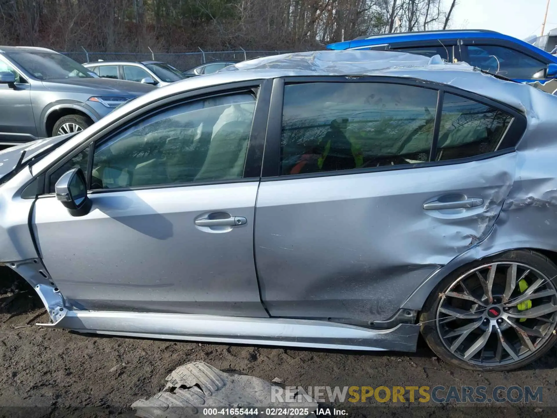 14 Фотография поврежденного автомобиля JF1VA2E6XL9804064 SUBARU WRX STI 2020