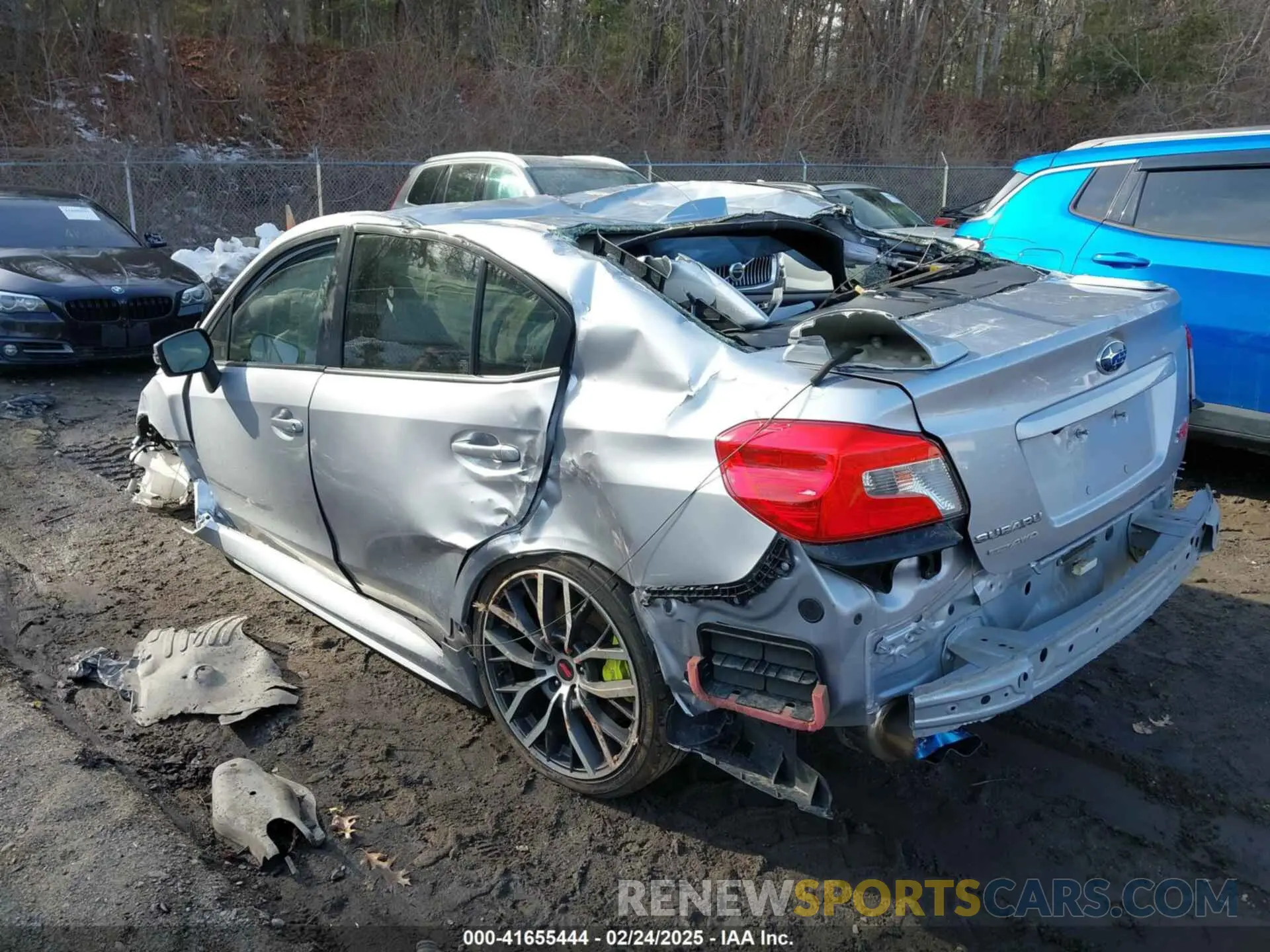 3 Фотография поврежденного автомобиля JF1VA2E6XL9804064 SUBARU WRX STI 2020