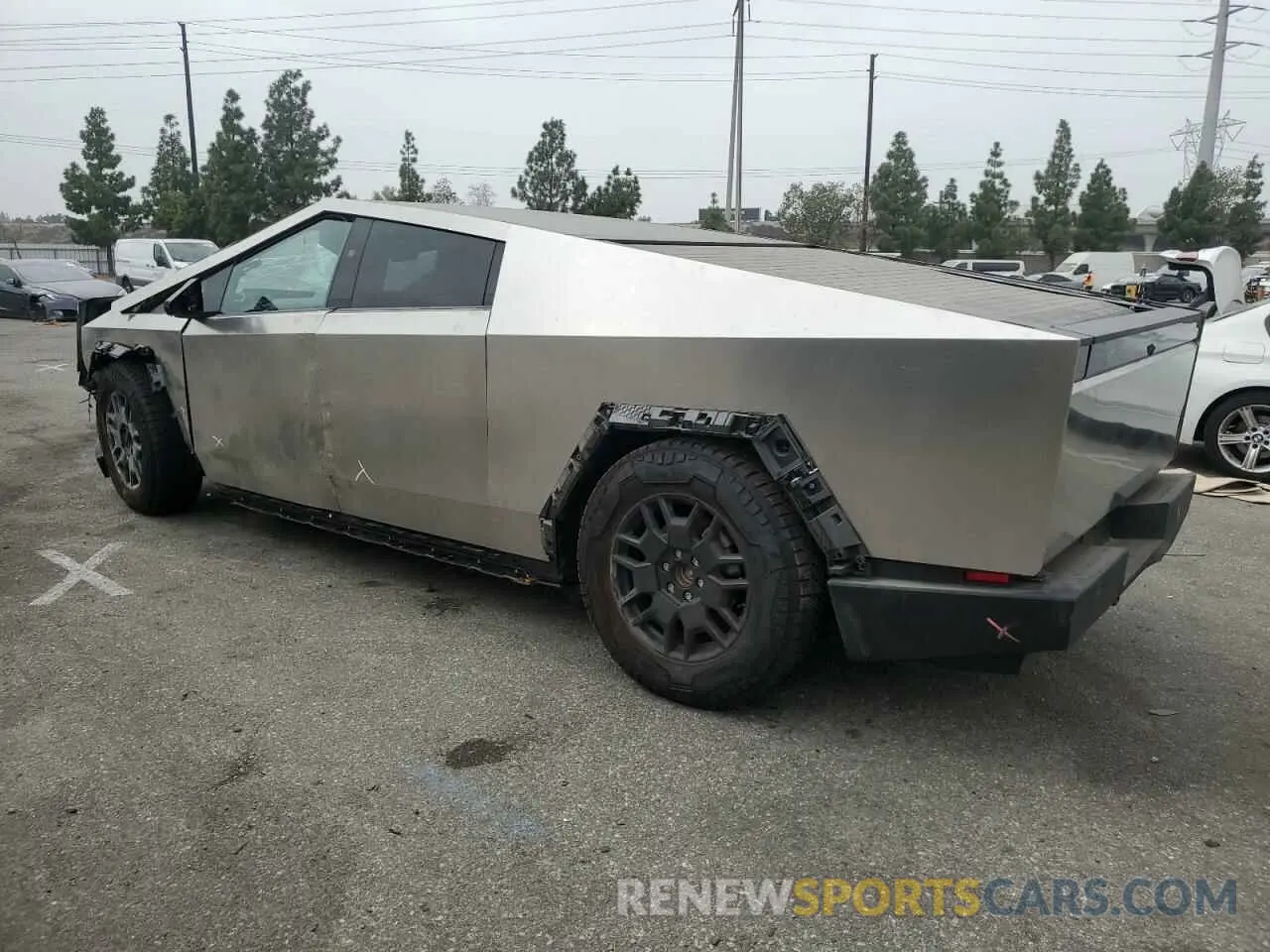 2 Photograph of a damaged car 7G2CEHED0RA017009 TESLA CYBERTRUCK 2024