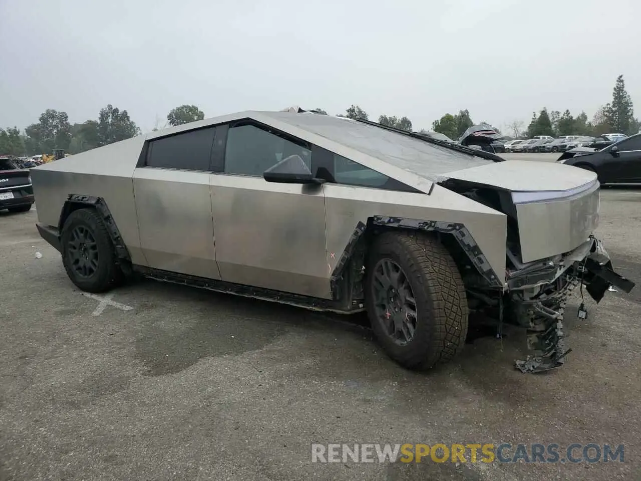 4 Photograph of a damaged car 7G2CEHED0RA017009 TESLA CYBERTRUCK 2024