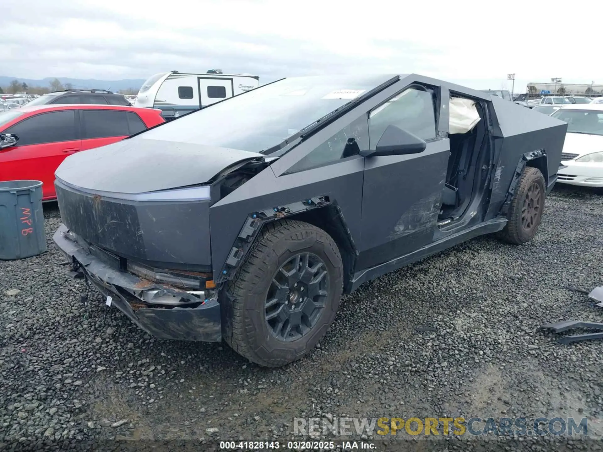 2 Фотография поврежденного автомобиля 7G2CEHED0RA043898 TESLA CYBERTRUCK 2024
