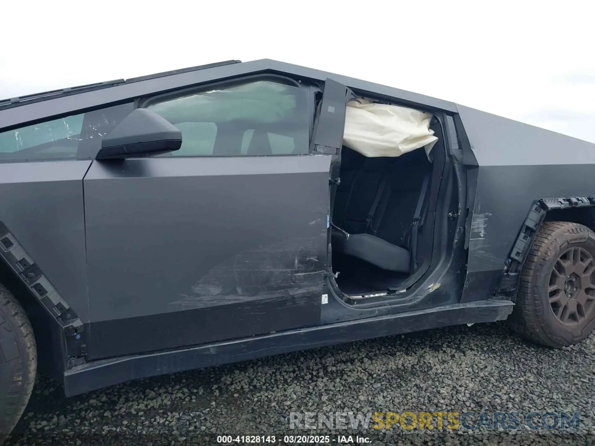 21 Фотография поврежденного автомобиля 7G2CEHED0RA043898 TESLA CYBERTRUCK 2024