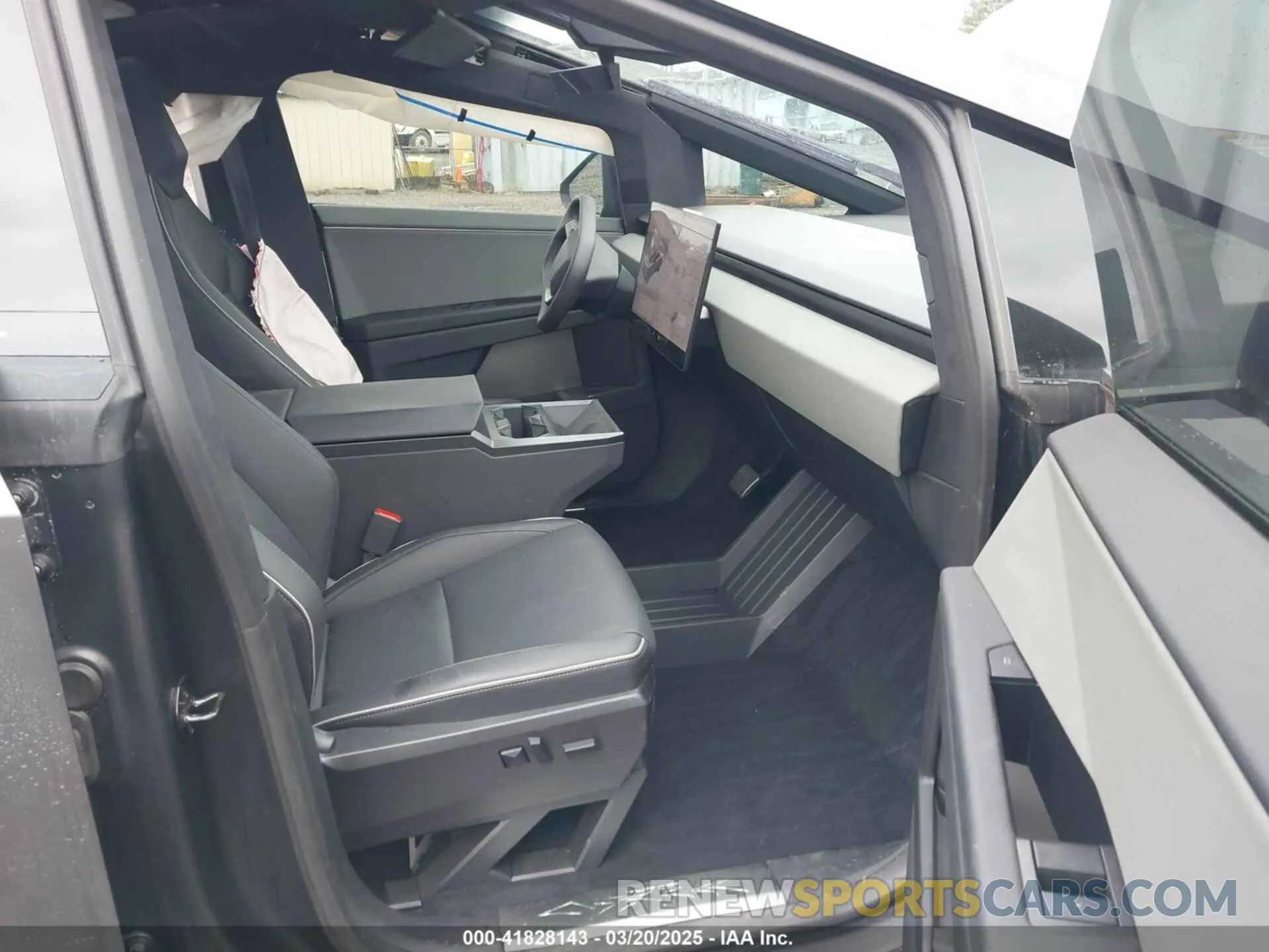 5 Фотография поврежденного автомобиля 7G2CEHED0RA043898 TESLA CYBERTRUCK 2024